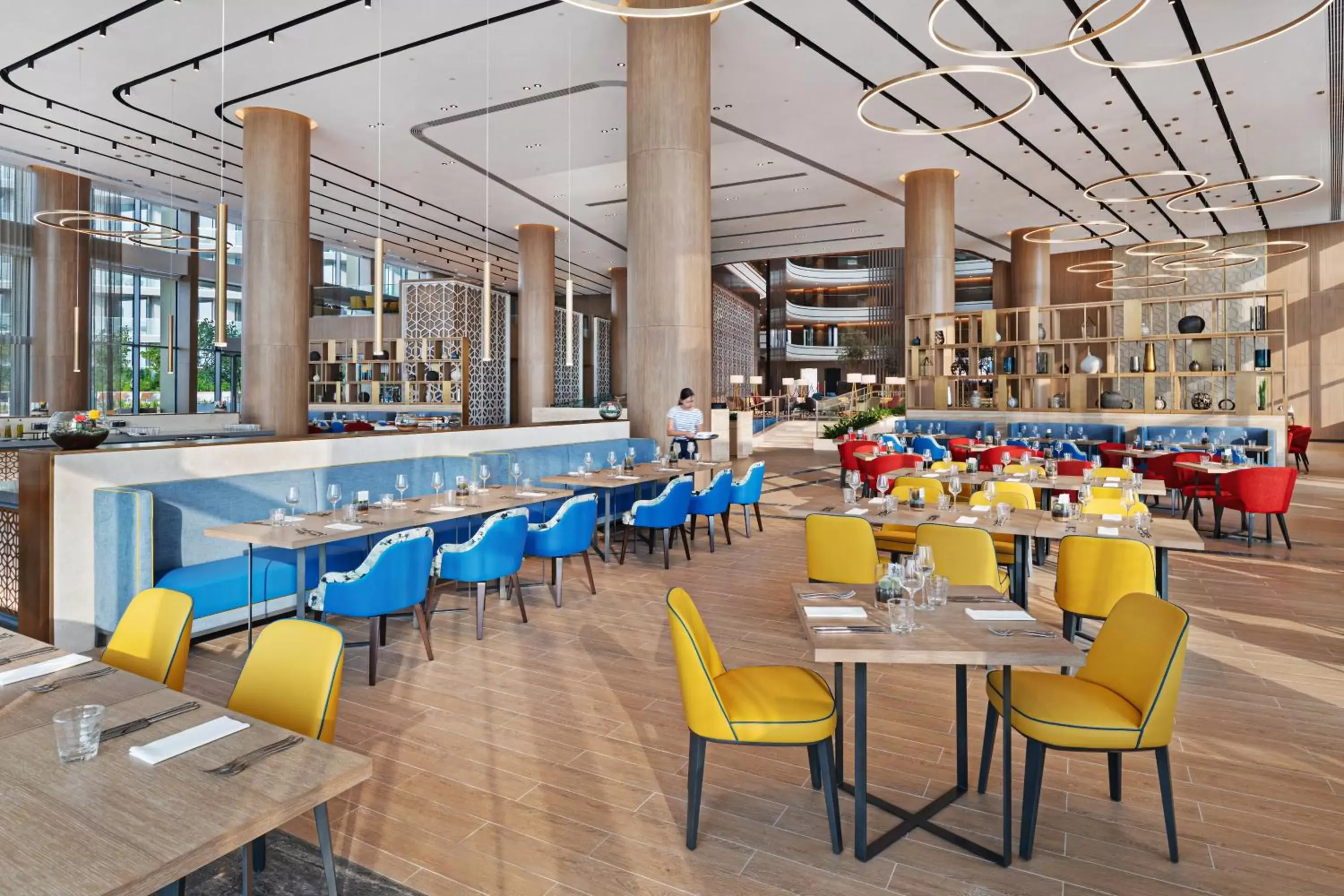 Restaurant/places to eat in JA Lake View Hotel, Dubai Restaurant/places to eat in JA Lake View Hotel, Dubai