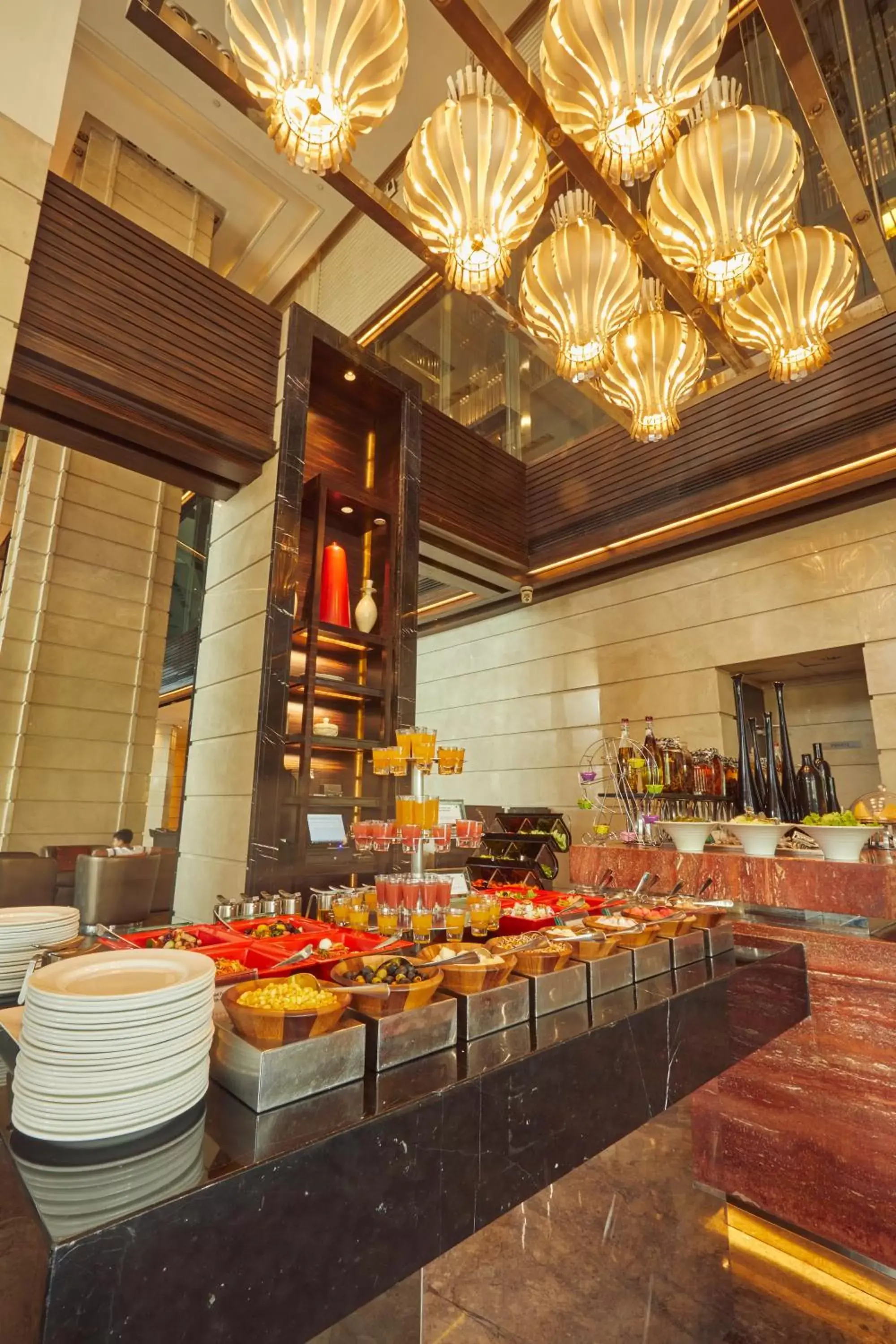 Restaurant/Places to Eat in Crowne Plaza New Delhi Rohini, an IHG Hotel