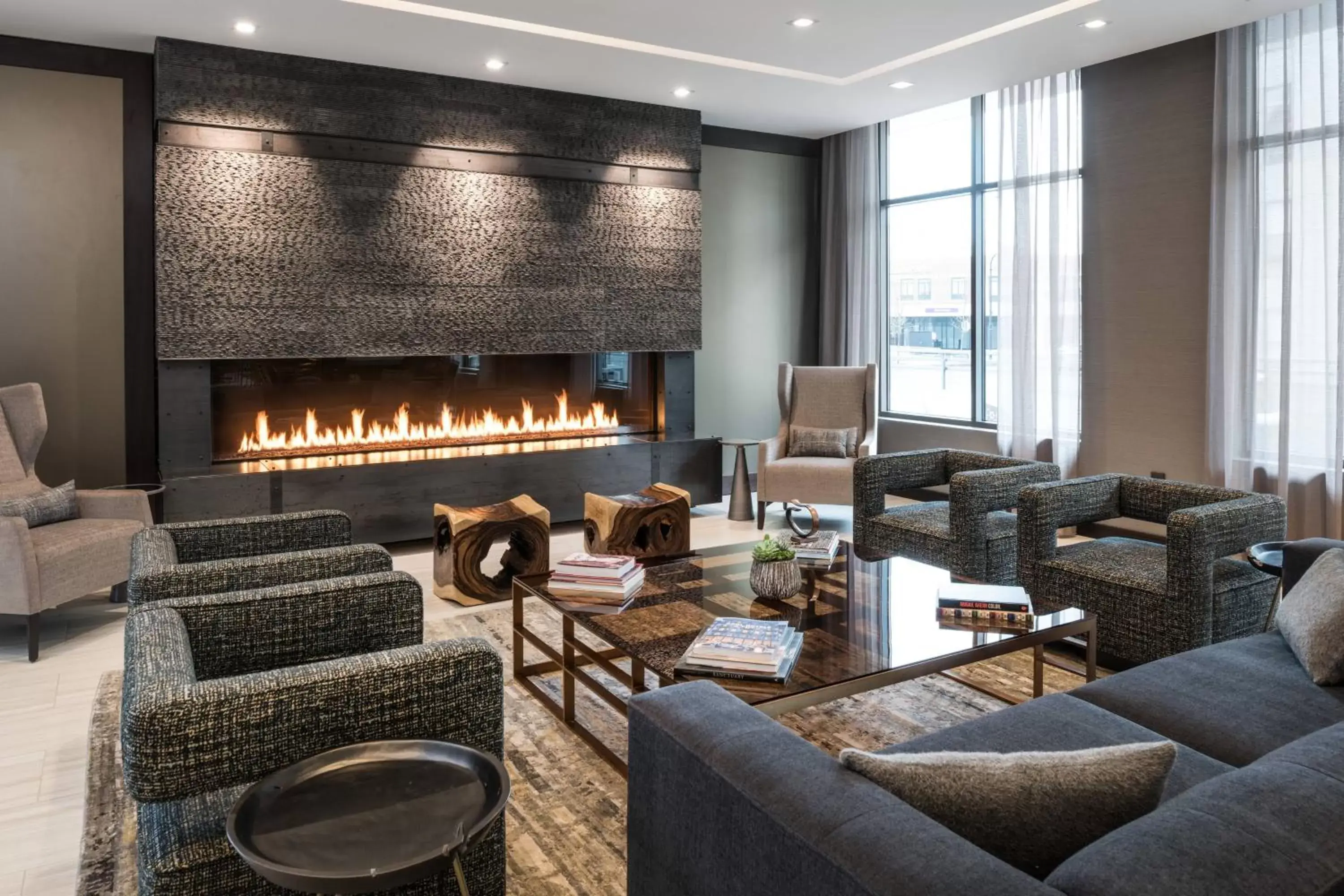 Lobby or reception, Lounge/Bar in AC Hotel by Marriott Worcester