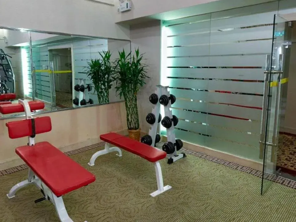 Fitness centre/facilities, Fitness Center/Facilities in Oscar Hotel