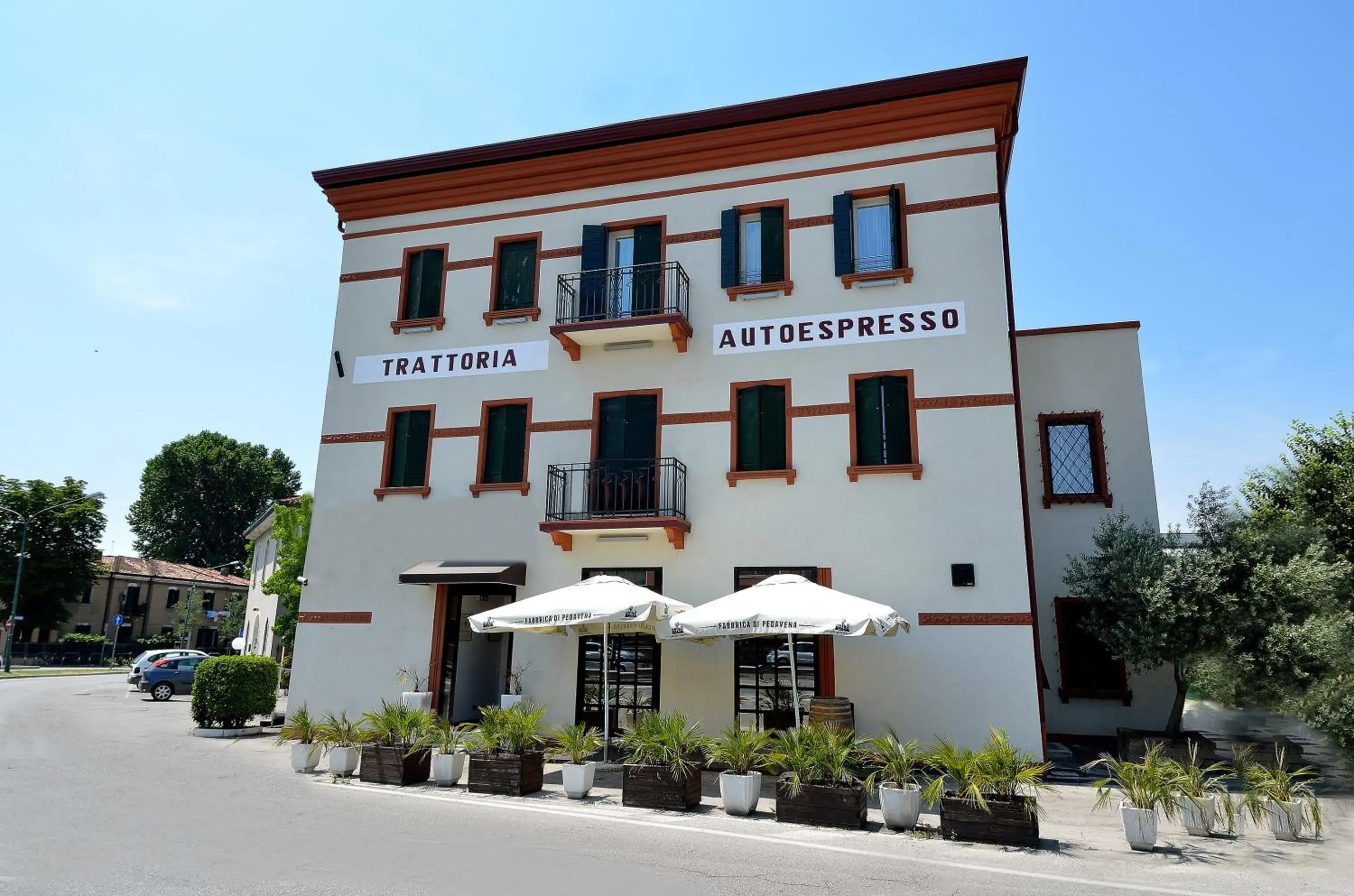 Facade/entrance, Property Building in Hotel Autoespresso Venice