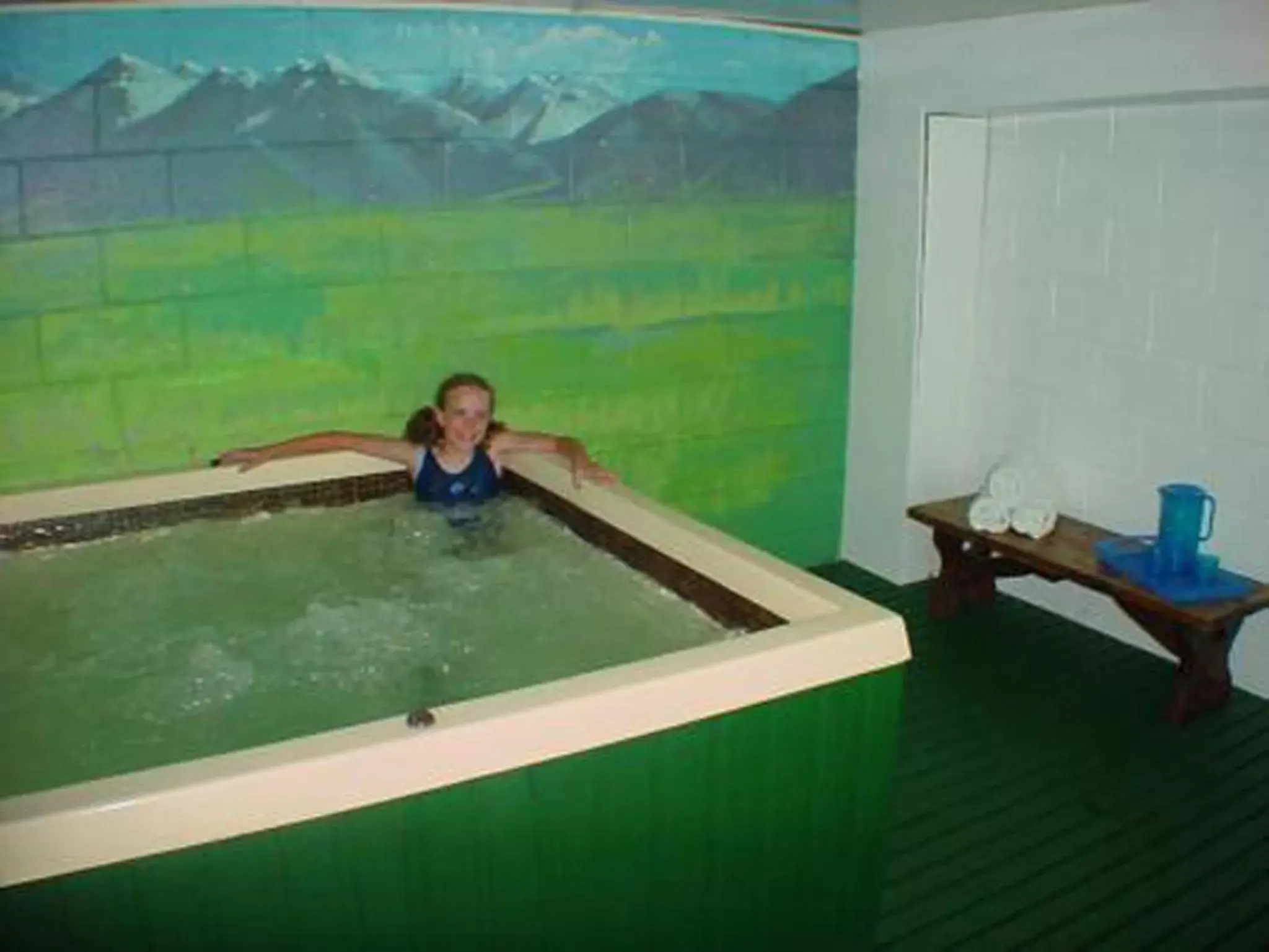 Hot Tub in Aalton Motel