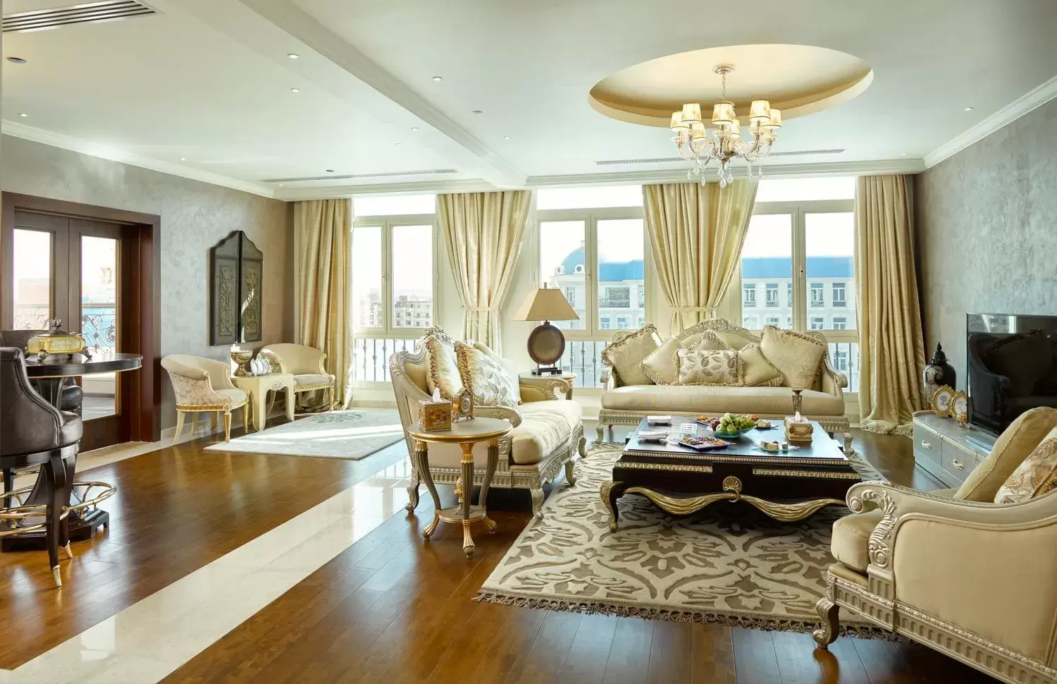 Living room, Seating Area in Royal Maxim Palace Kempinski Cairo