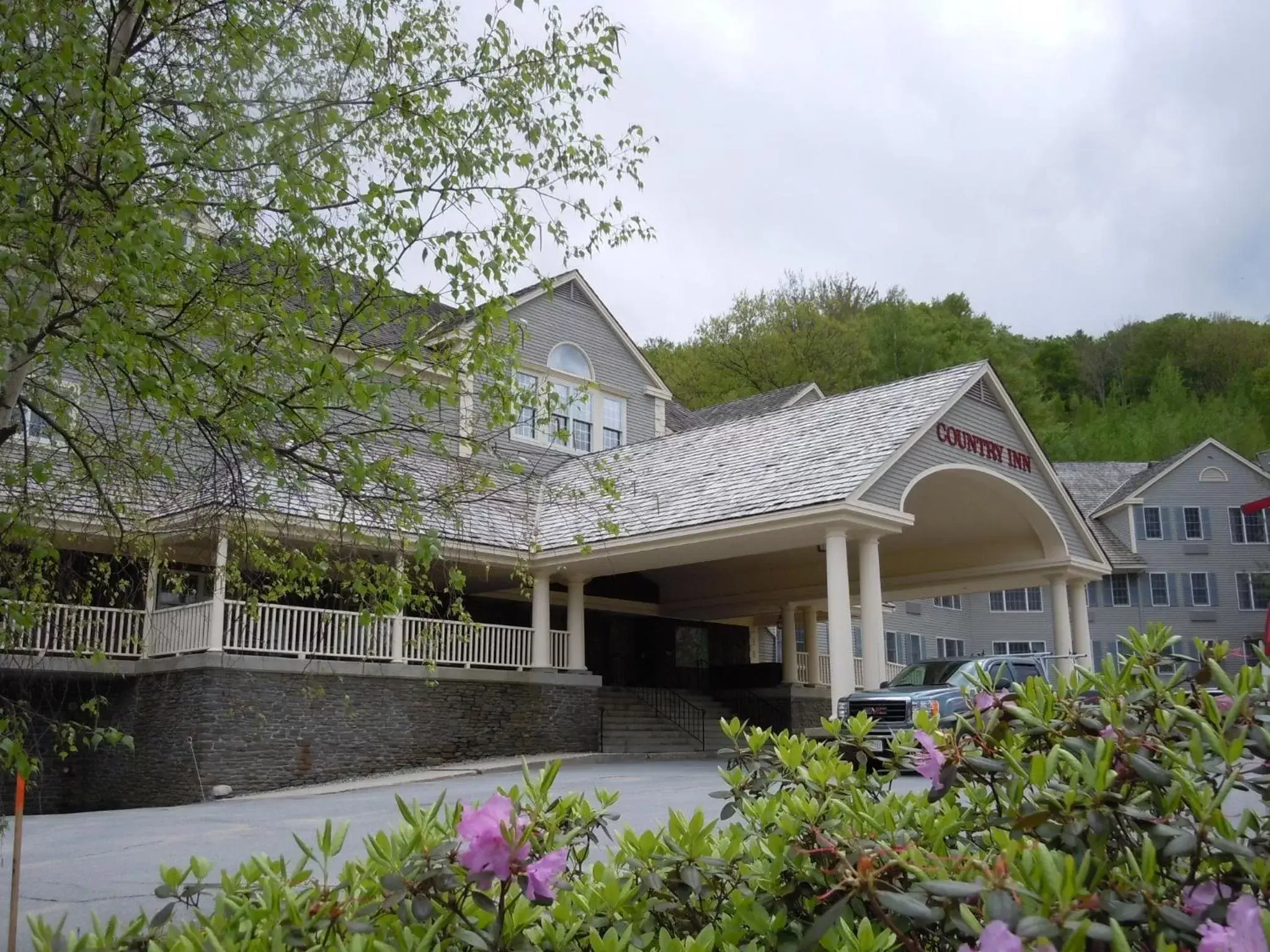Facade/entrance, Property Building in Jiminy Peak Mountain Resort