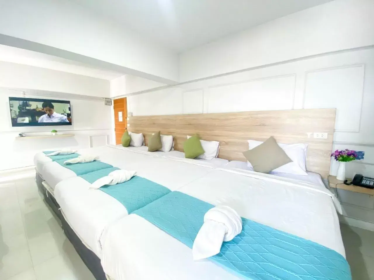 Bed in 48 Ville Donmuang Airport