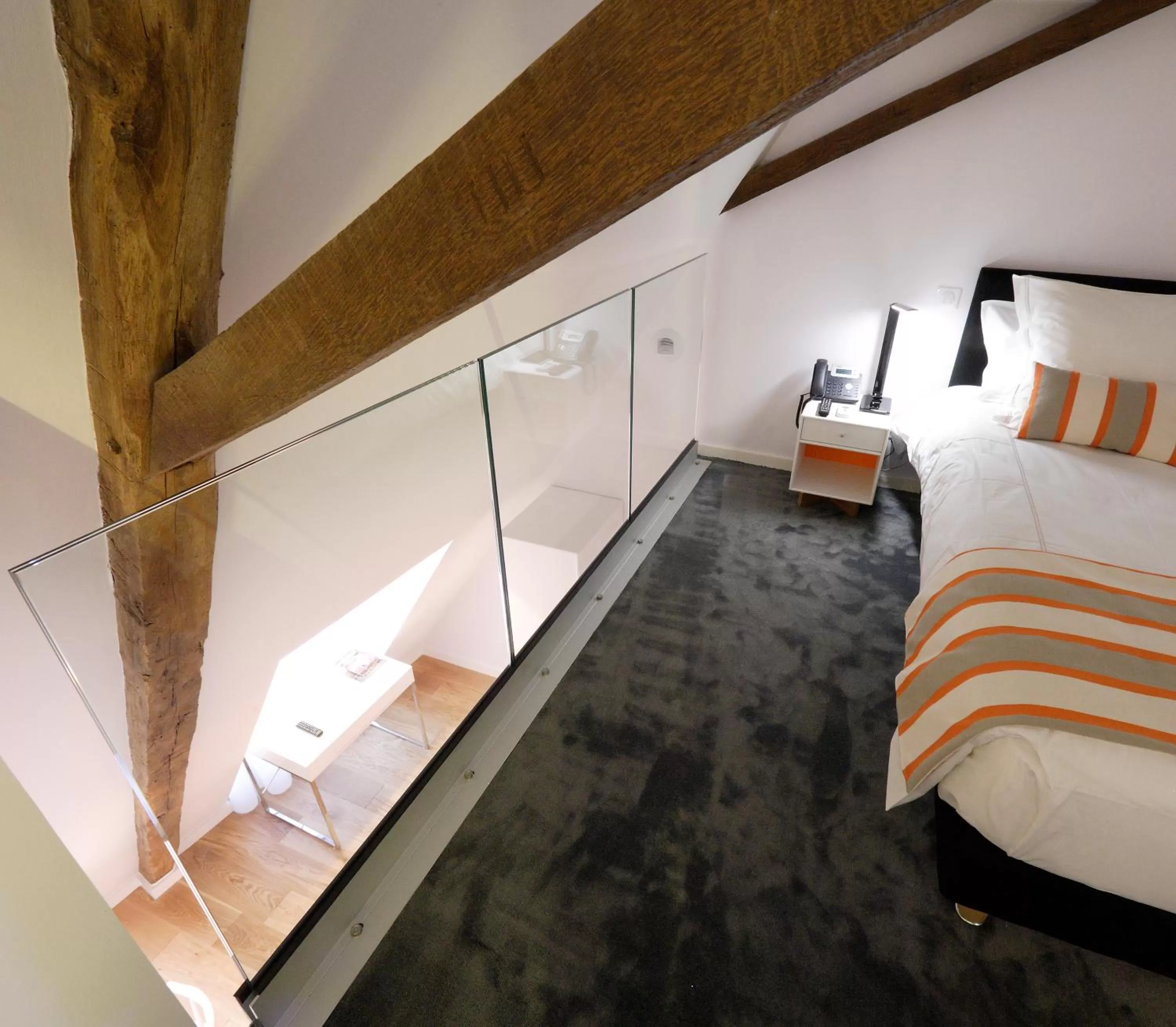 Decorative detail, Bed in Les Maisons du Pont - Charme & Caractère