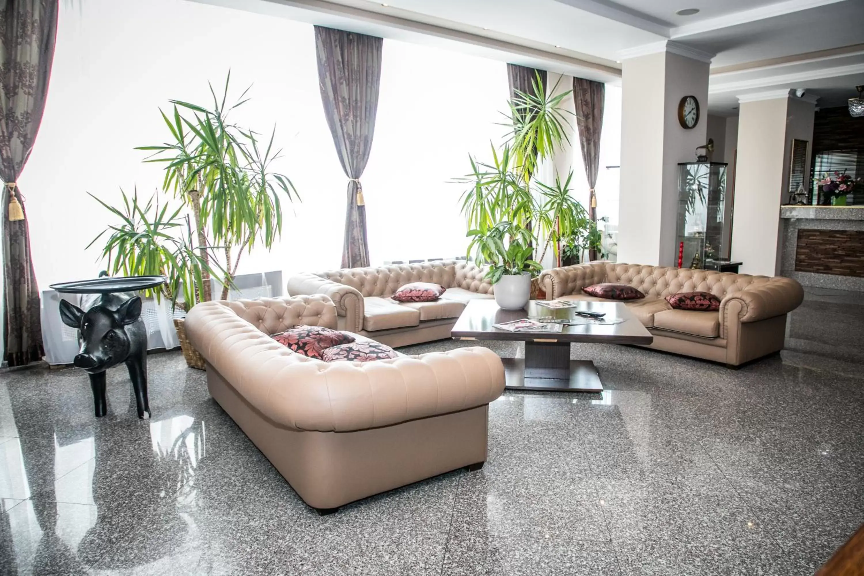 Lobby or reception in Hotel Megalos Lobby or reception in Hotel Megalos