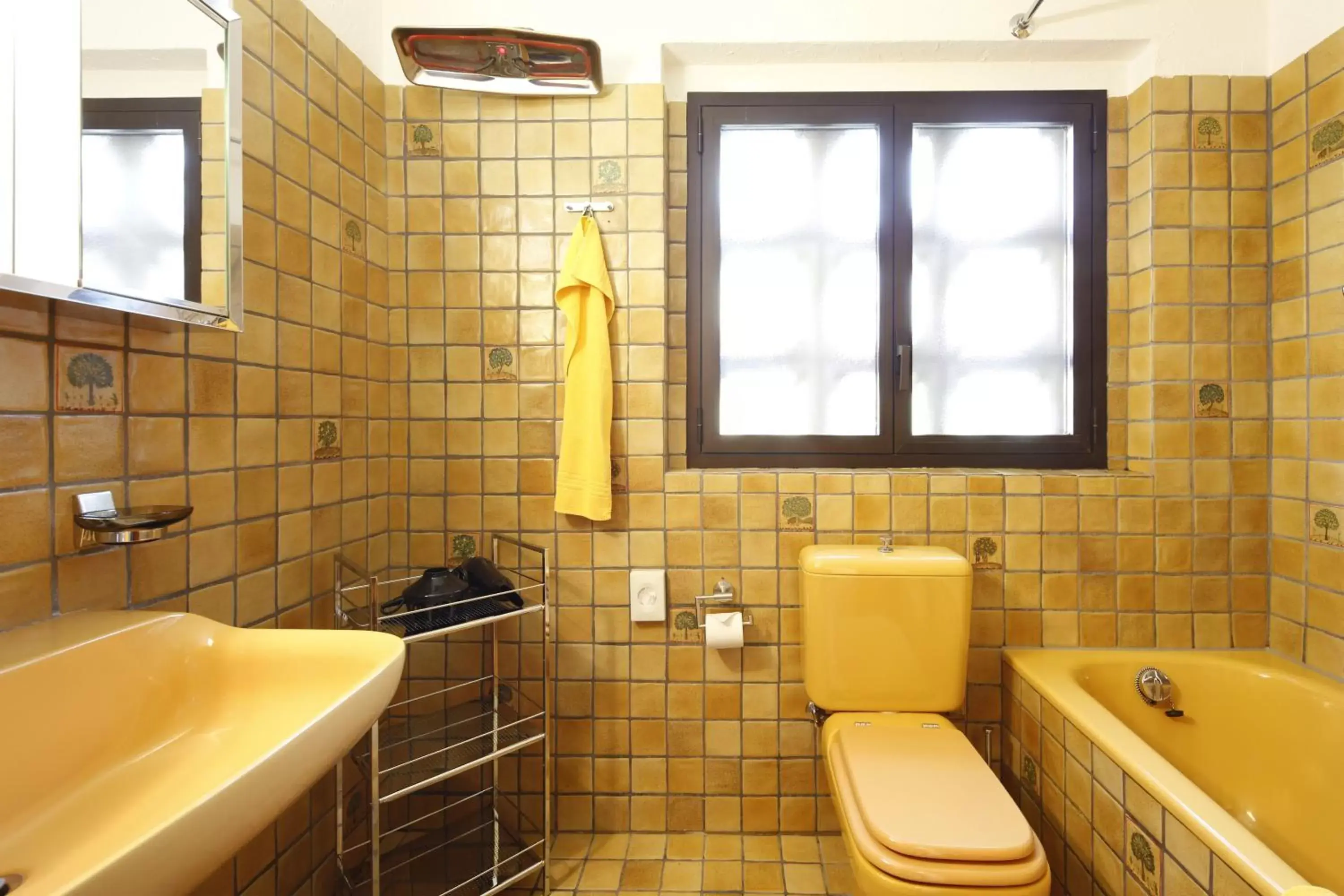 Standard Family Room in Aparthotel Al Lago Standard Family Room in Aparthotel Al Lago