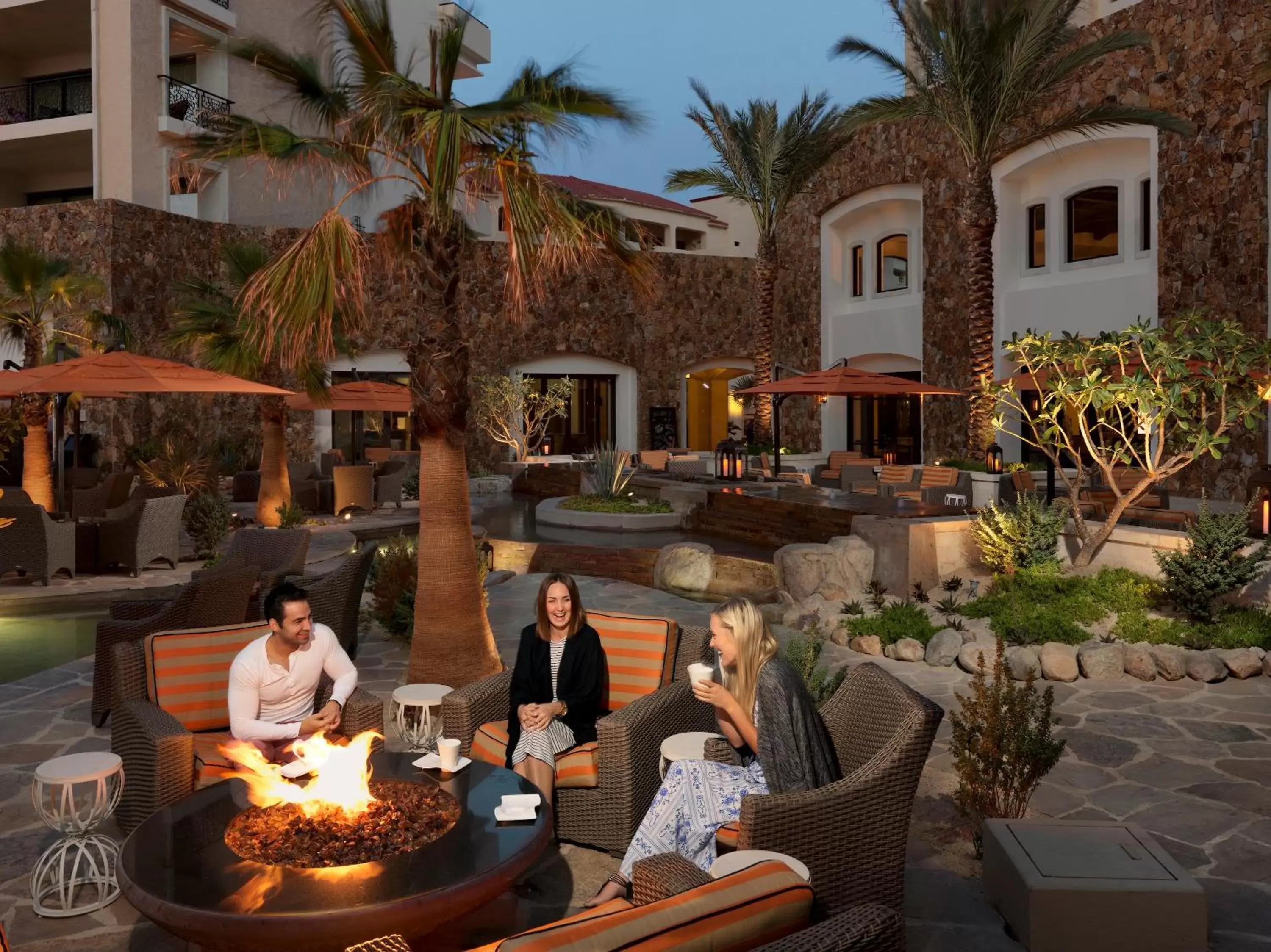 Patio, Restaurant/Places to Eat in Grand Solmar Land's End Resort & Spa