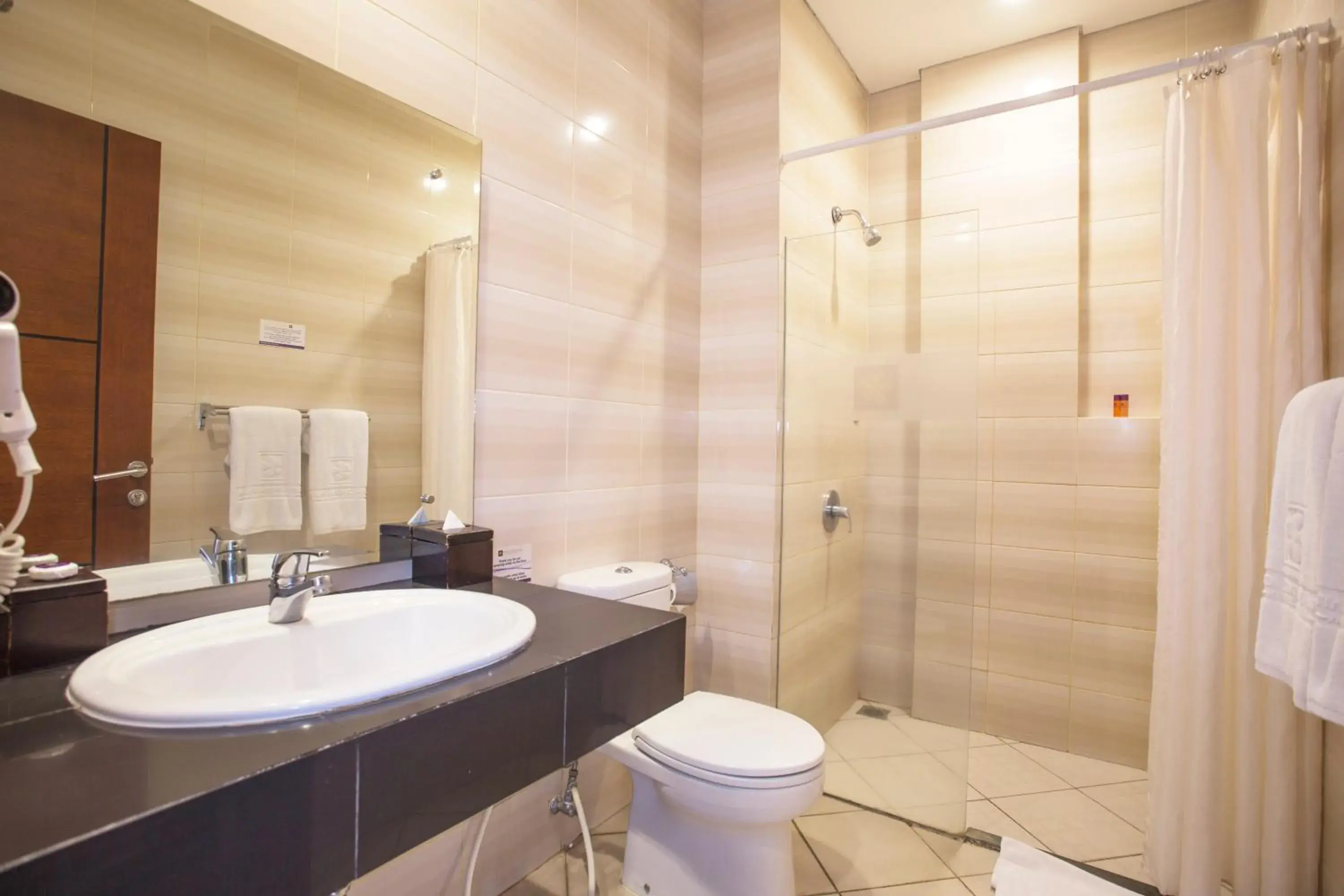 Bathroom in Kuta Central Park Hotel