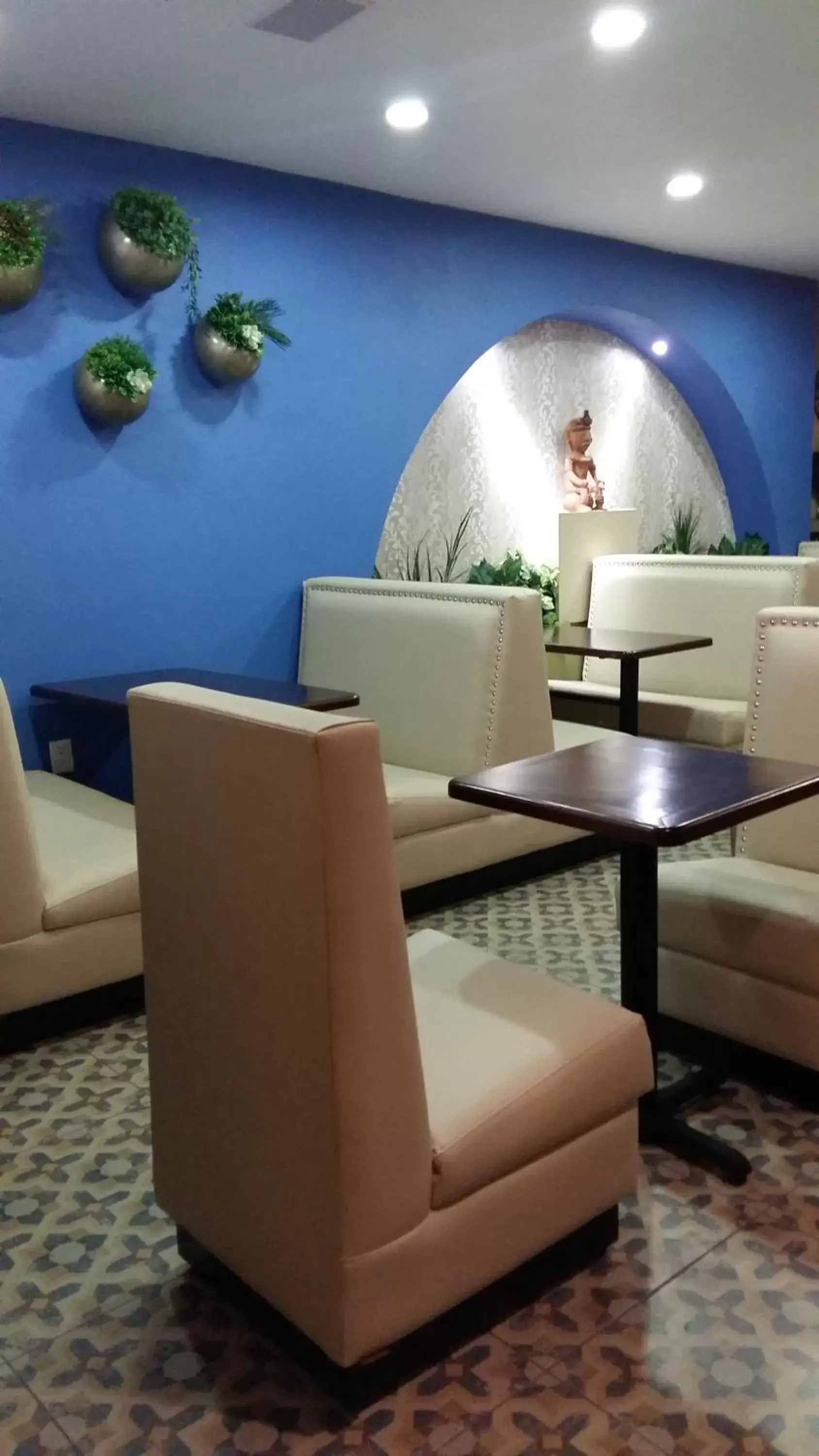 Food and drinks, Seating Area in Hotel La Merced