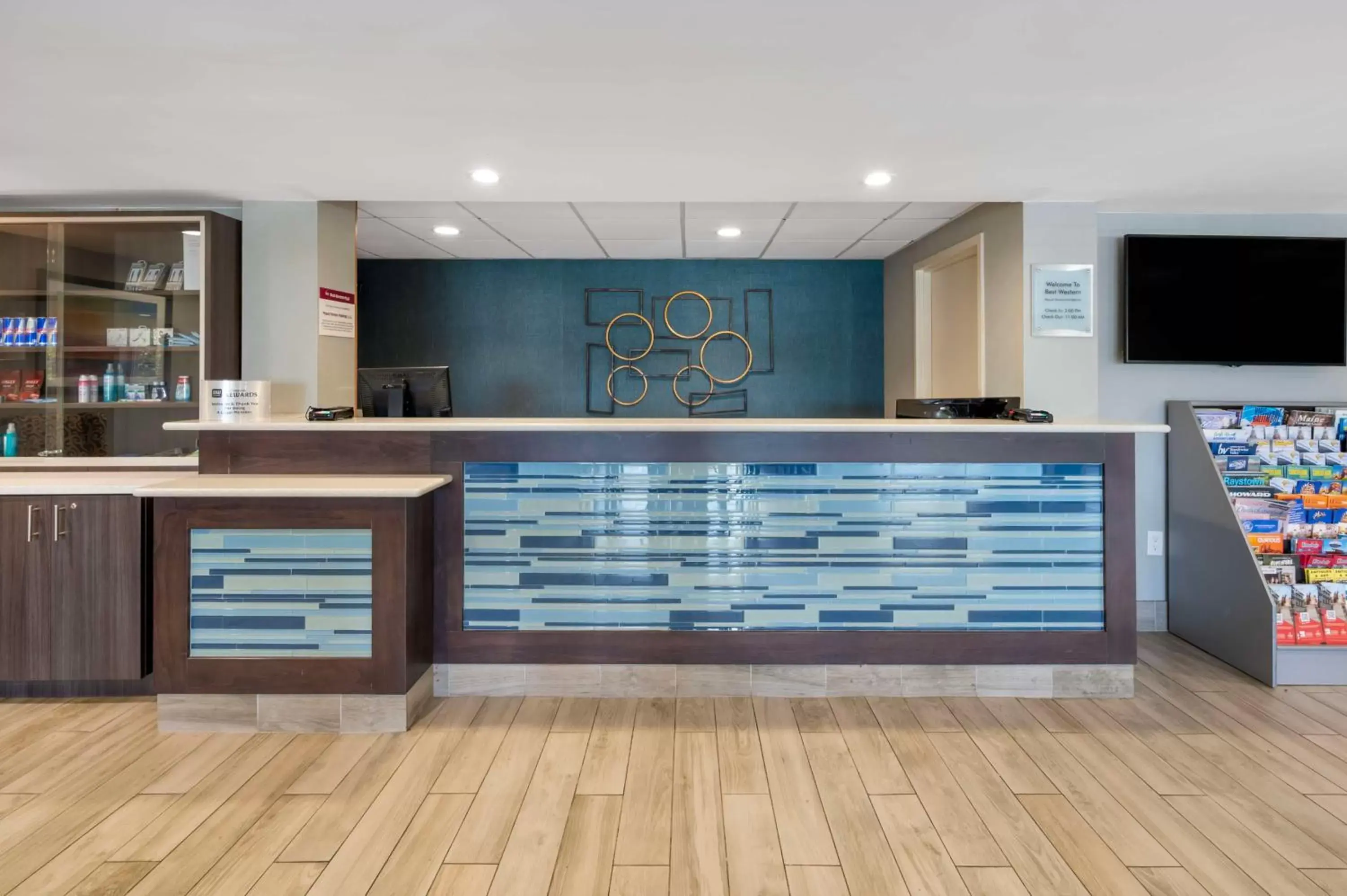 Lobby or reception in Best Western Plus Alexandria Fort Belvoir Lobby or reception in Best Western Plus Alexandria Fort Belvoir
