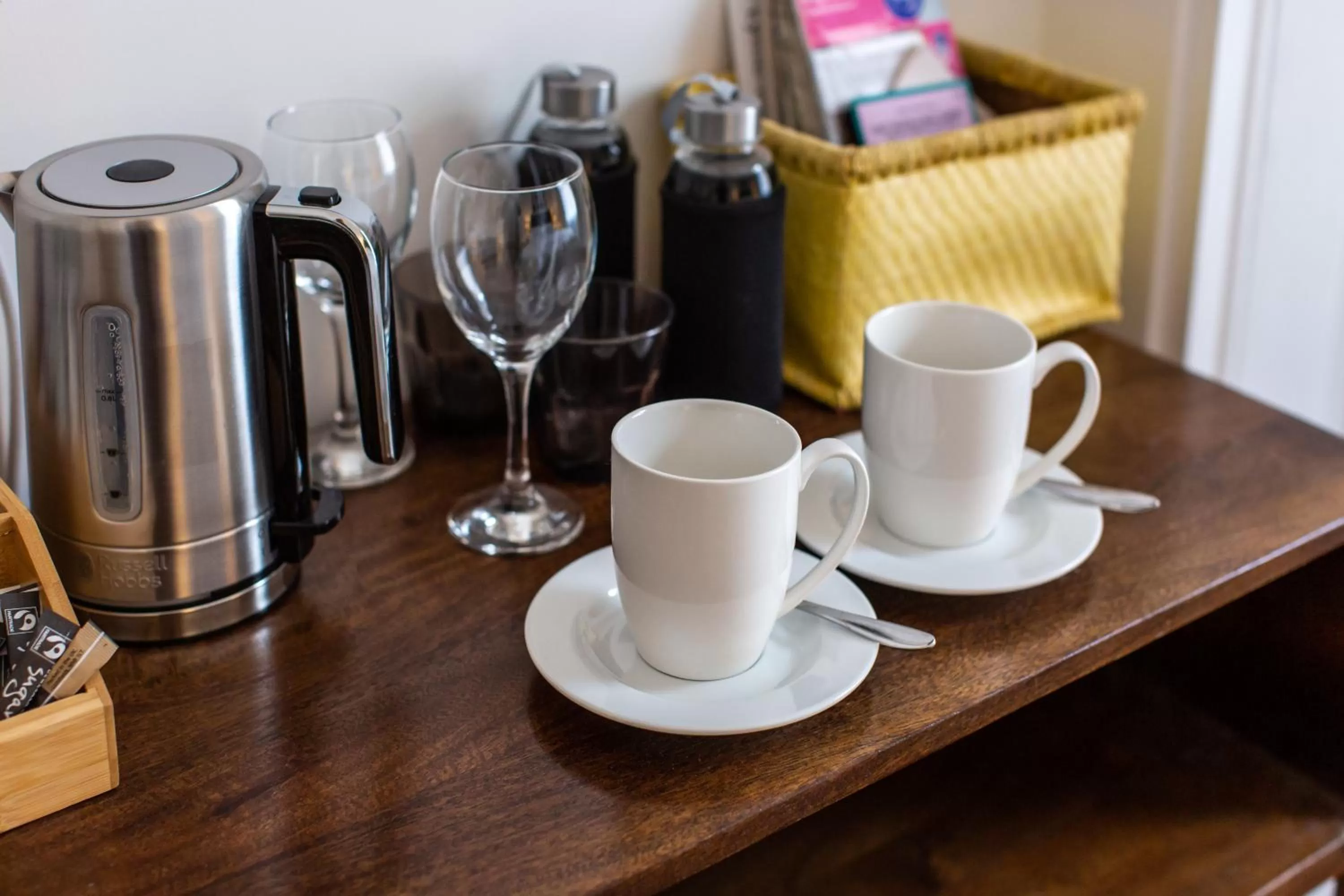 Coffee/tea facilities in Lyme Townhouse