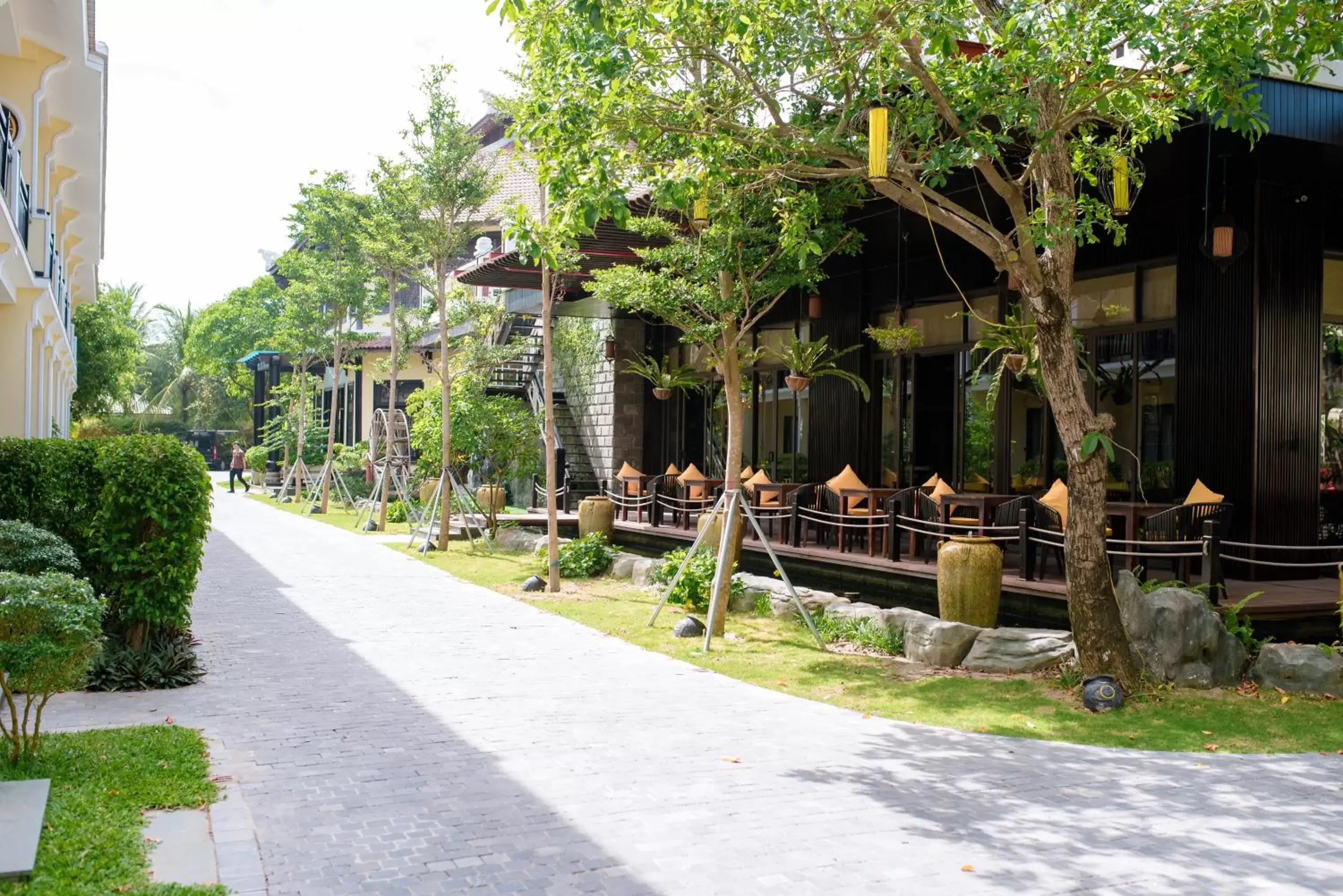 Restaurant/places to eat, Garden in Koi Resort & Spa Hoi An