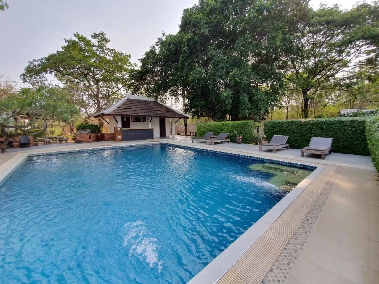 Swimming pool in Tharaburi Resort