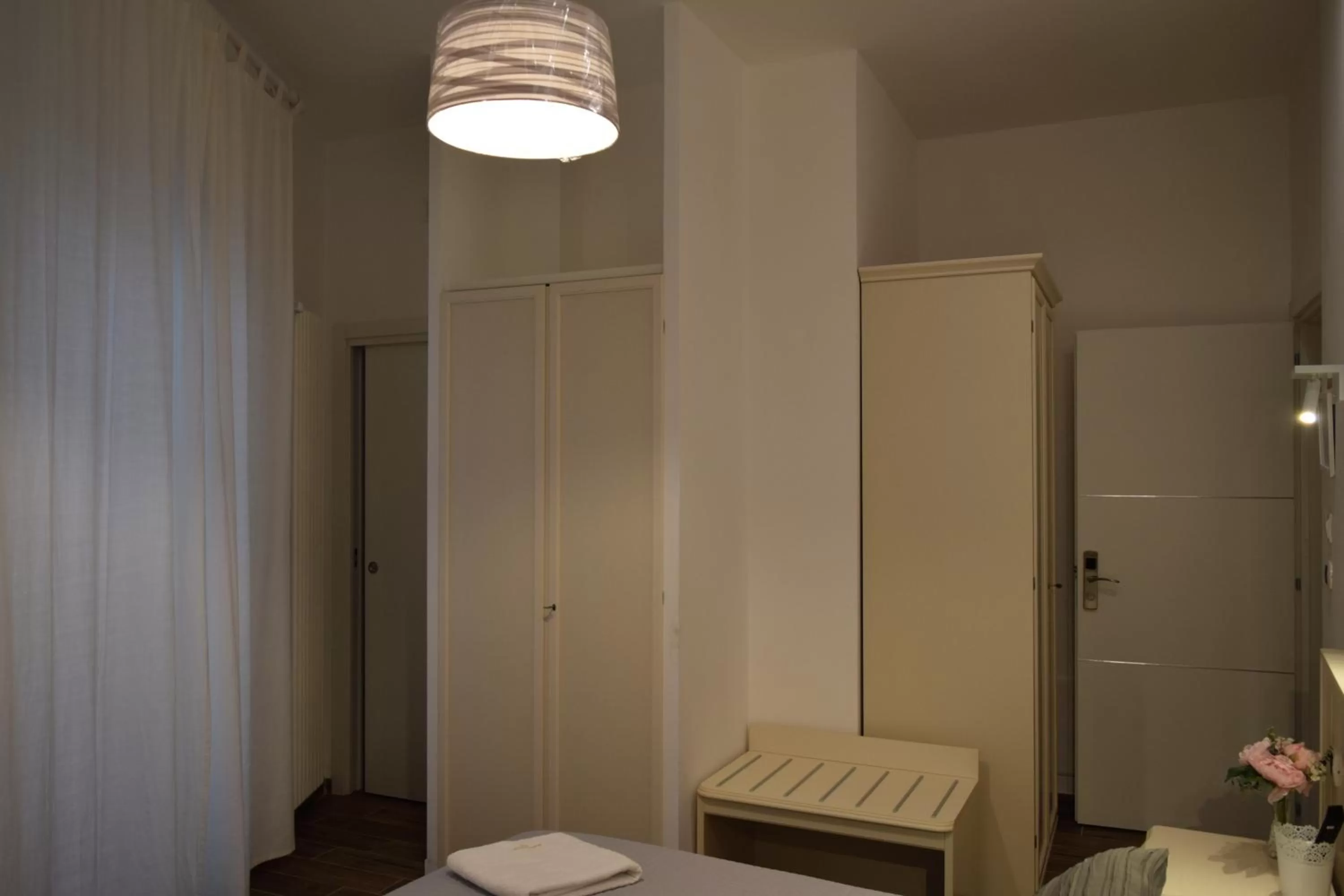 Photo of the whole room in DomuS al Corso B&B