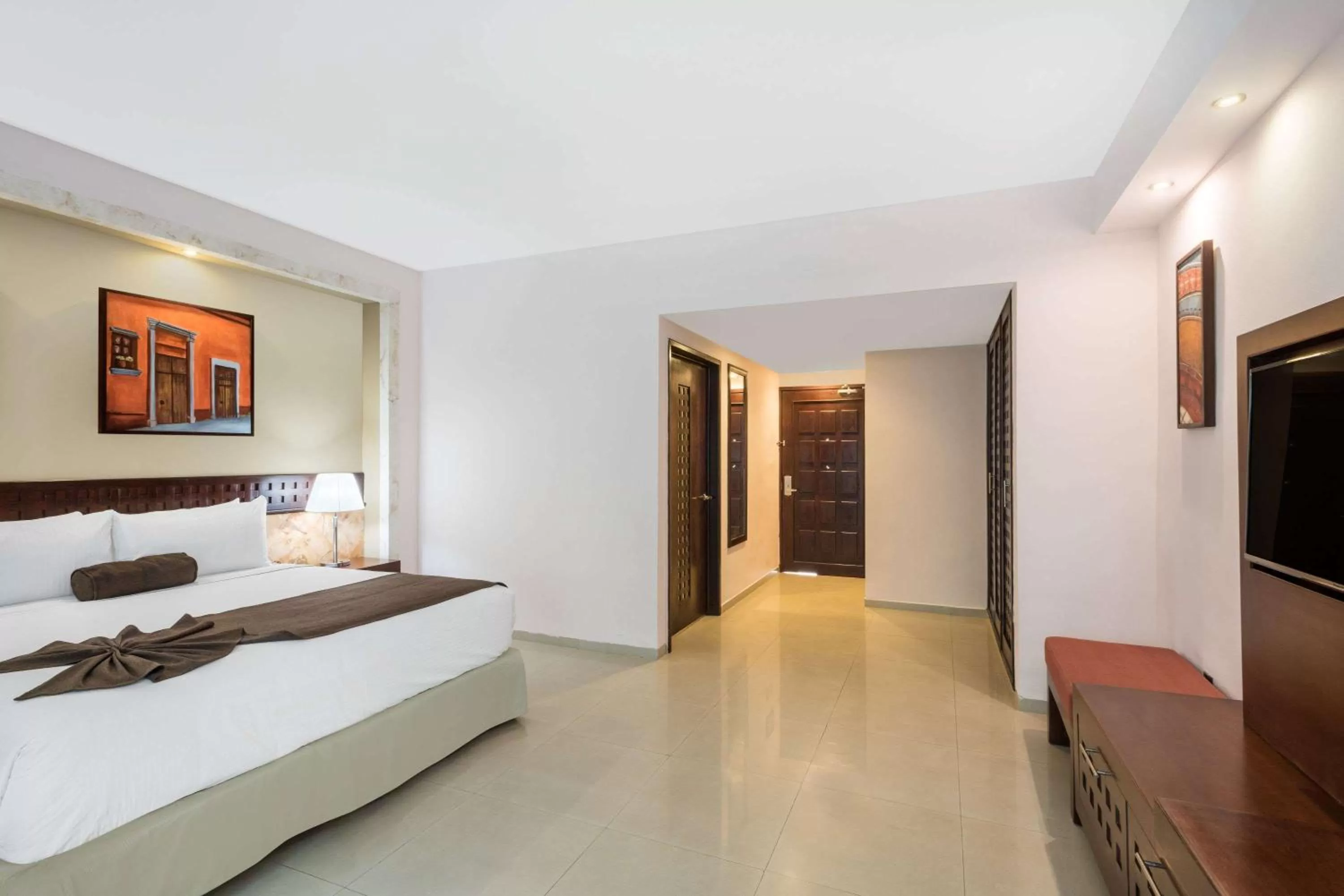 Photo of the whole room, Bed in Wyndham Merida