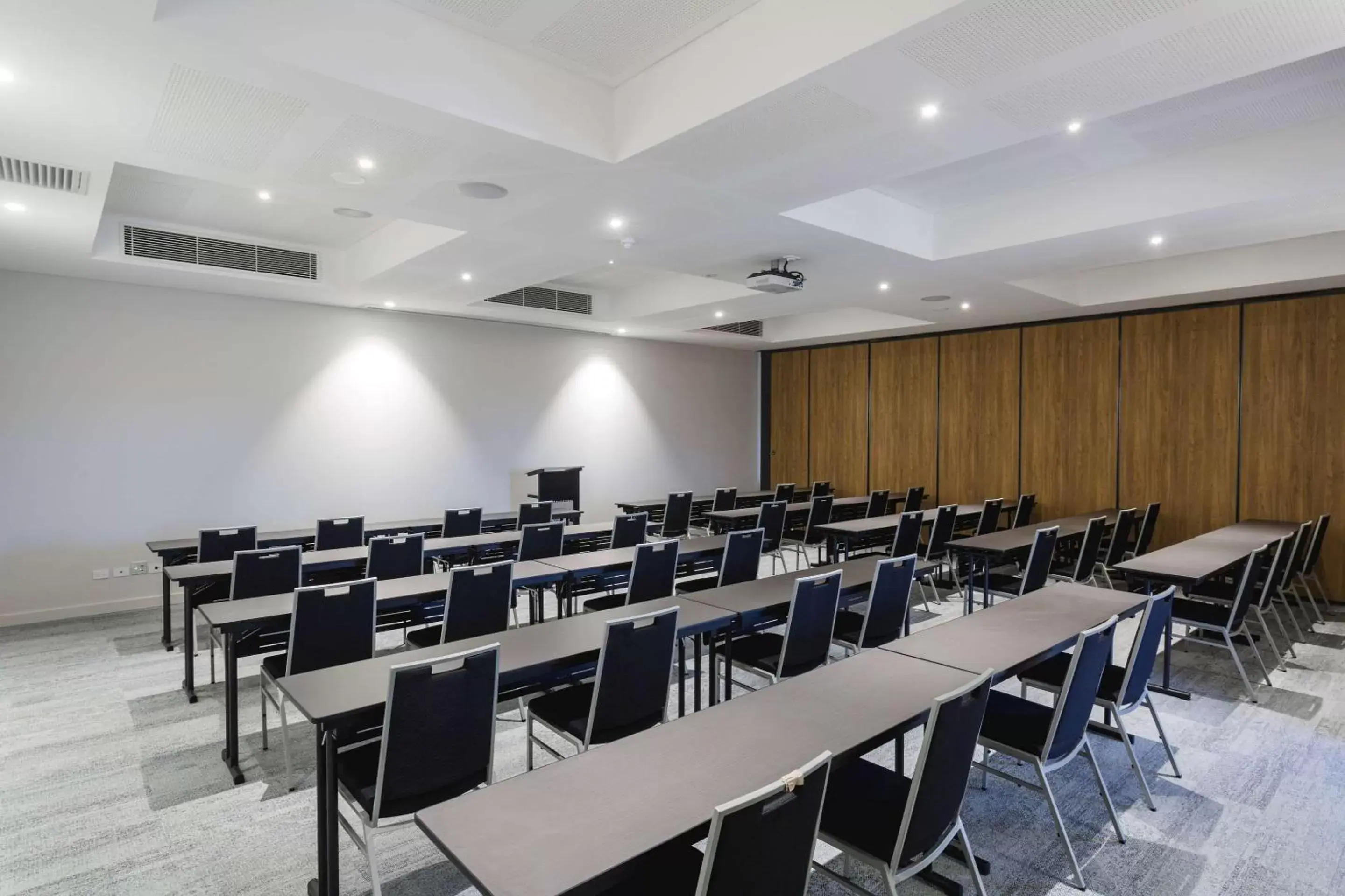 Meeting/conference room in Ingot Hotel Perth, Ascend Hotel Collection