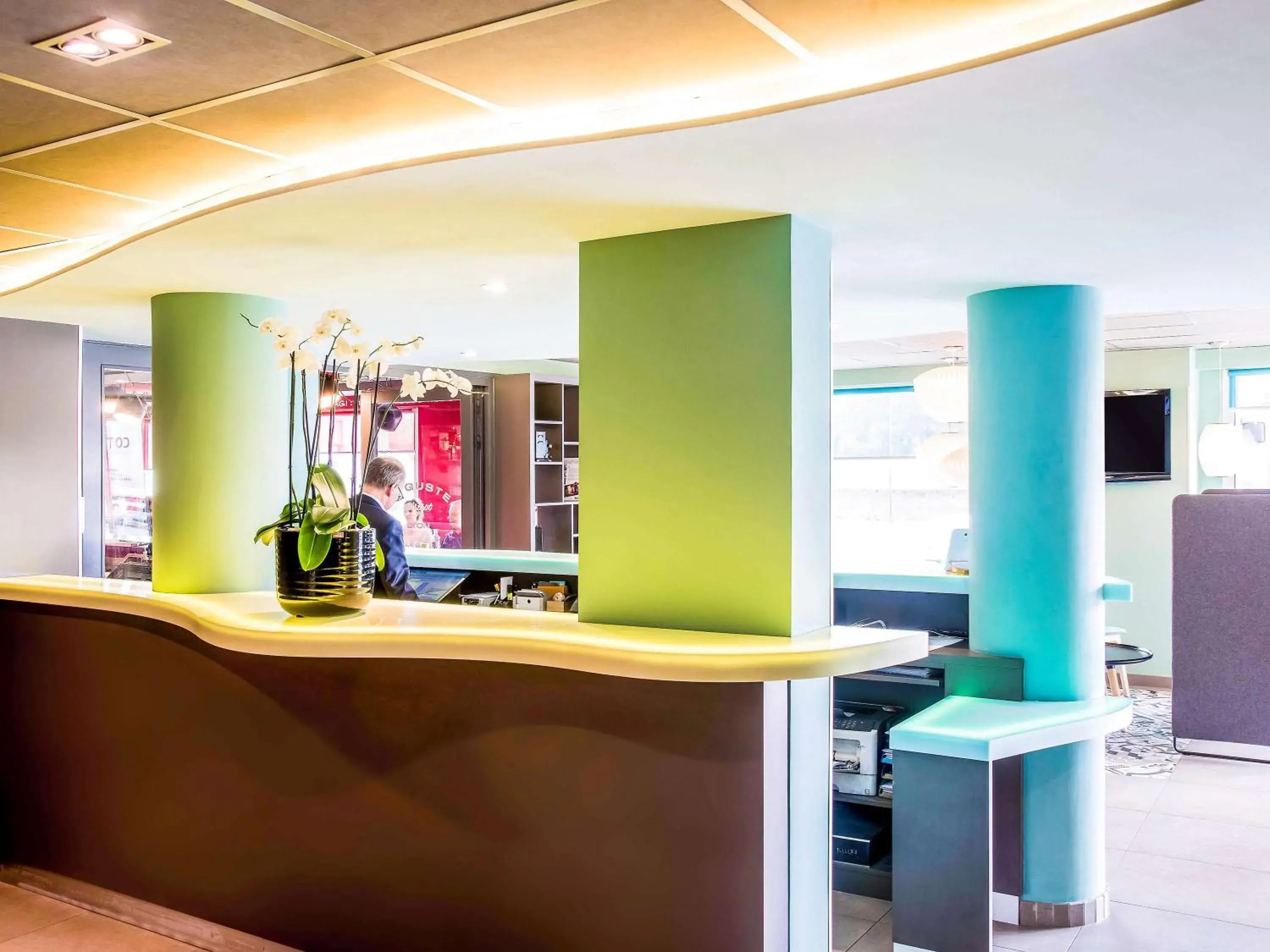 Property building, Lobby/Reception in ibis Styles Lyon Confluence