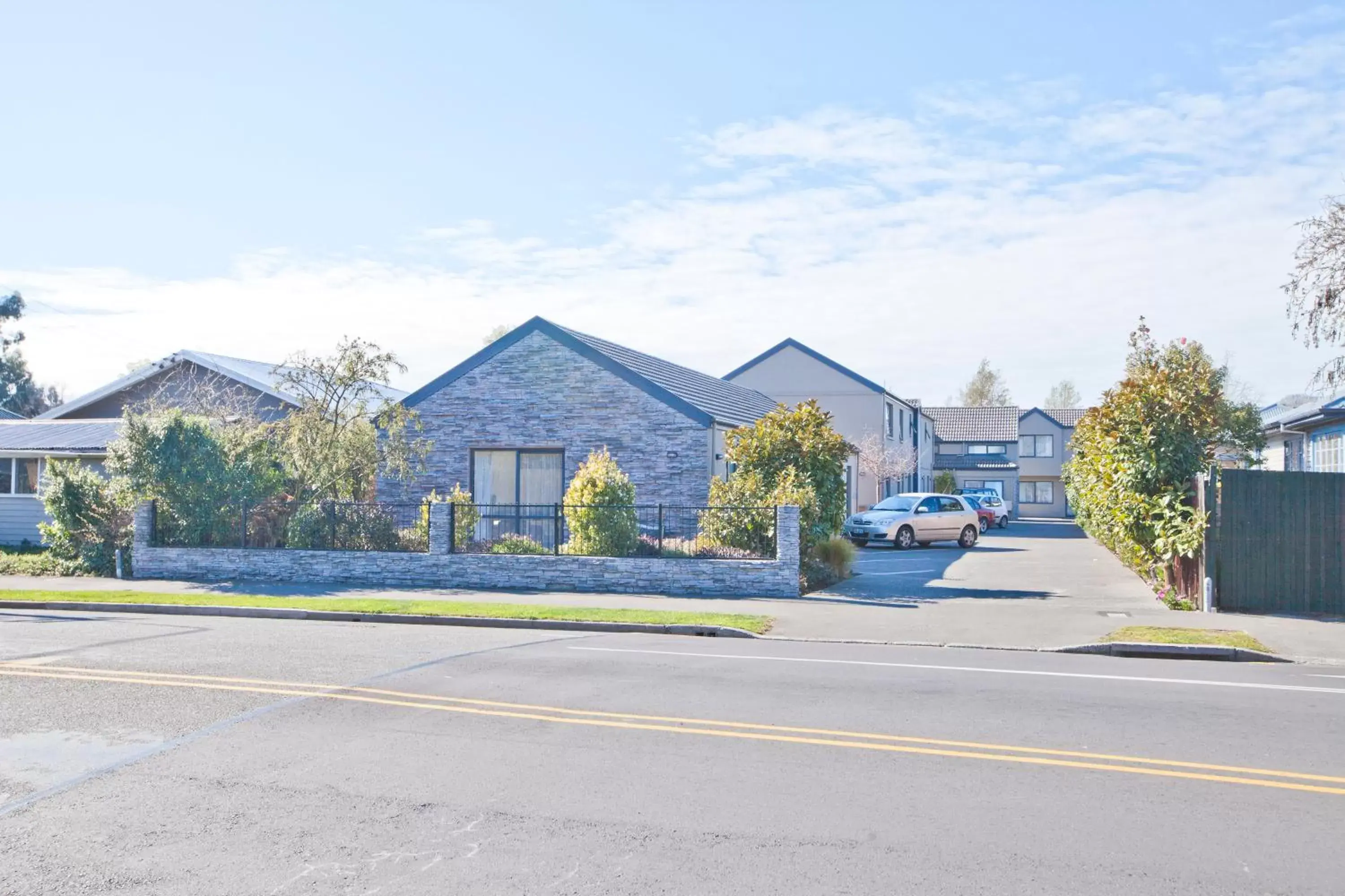 Property Building in 298 Westside Motor Lodge