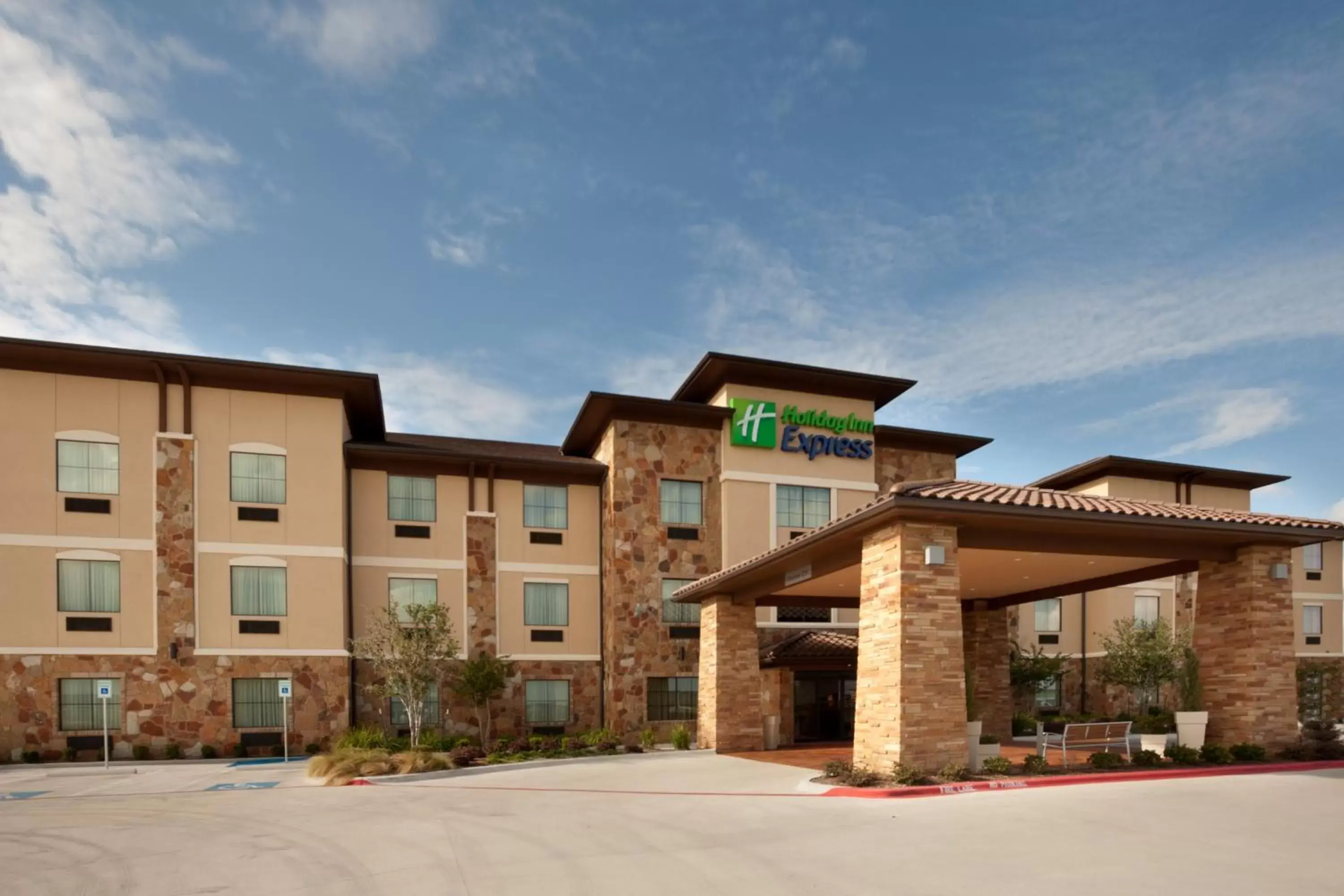 Property Building in Holiday Inn Express Marble Falls, an IHG Hotel