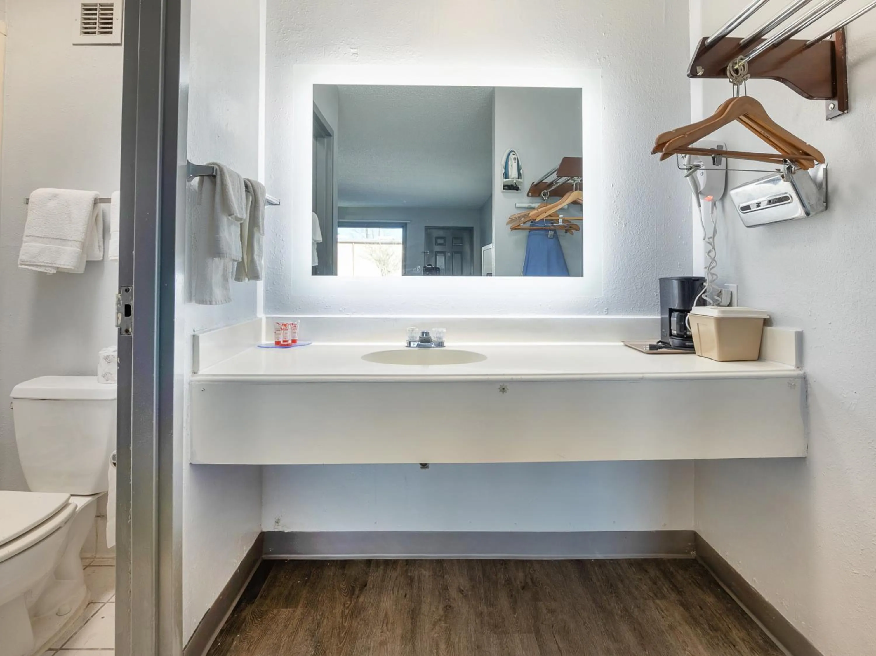 Double Room with Two Double Beds in Quality Inn