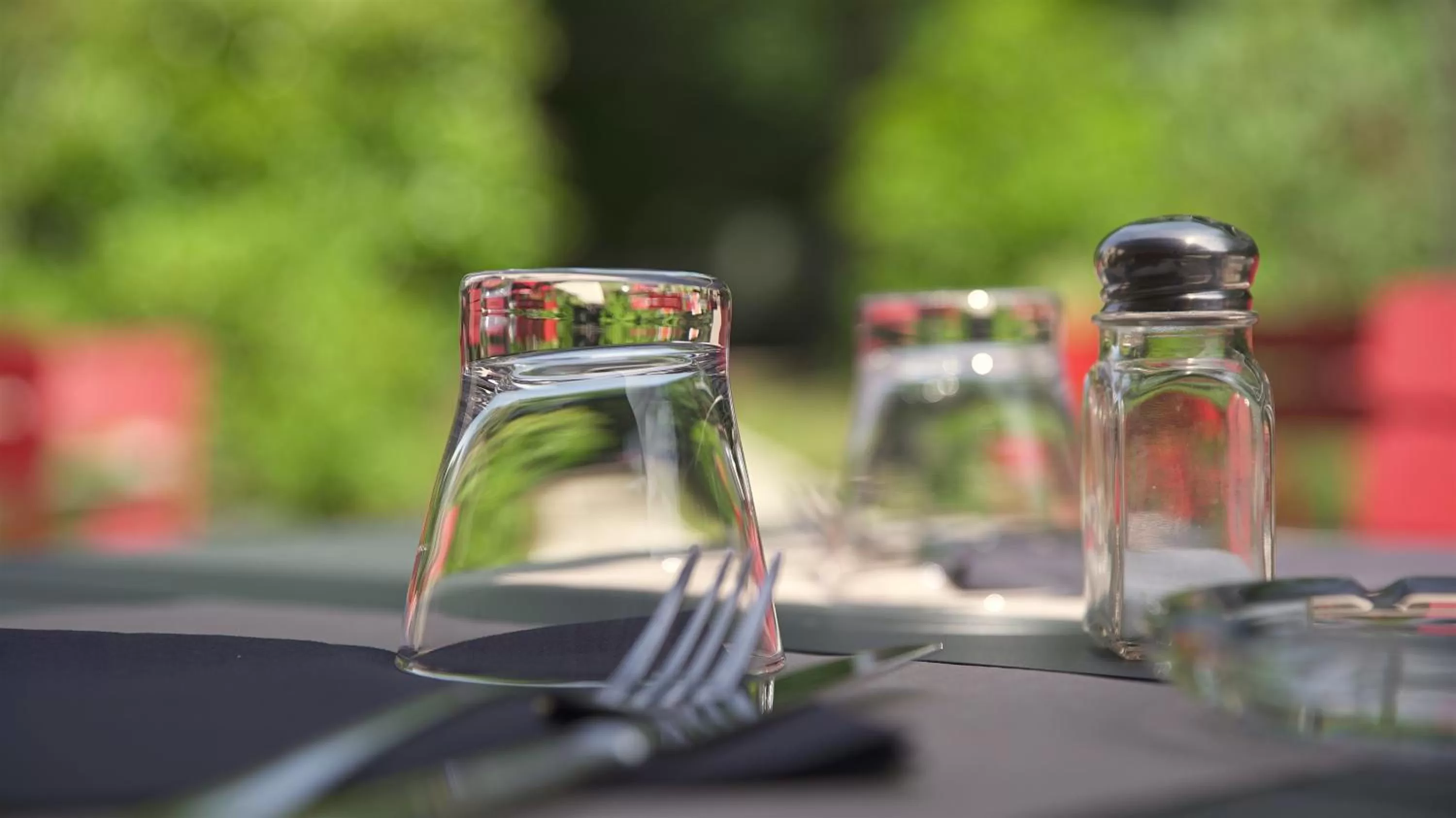 Restaurant/places to eat in Mercure Paris Roissy CDG