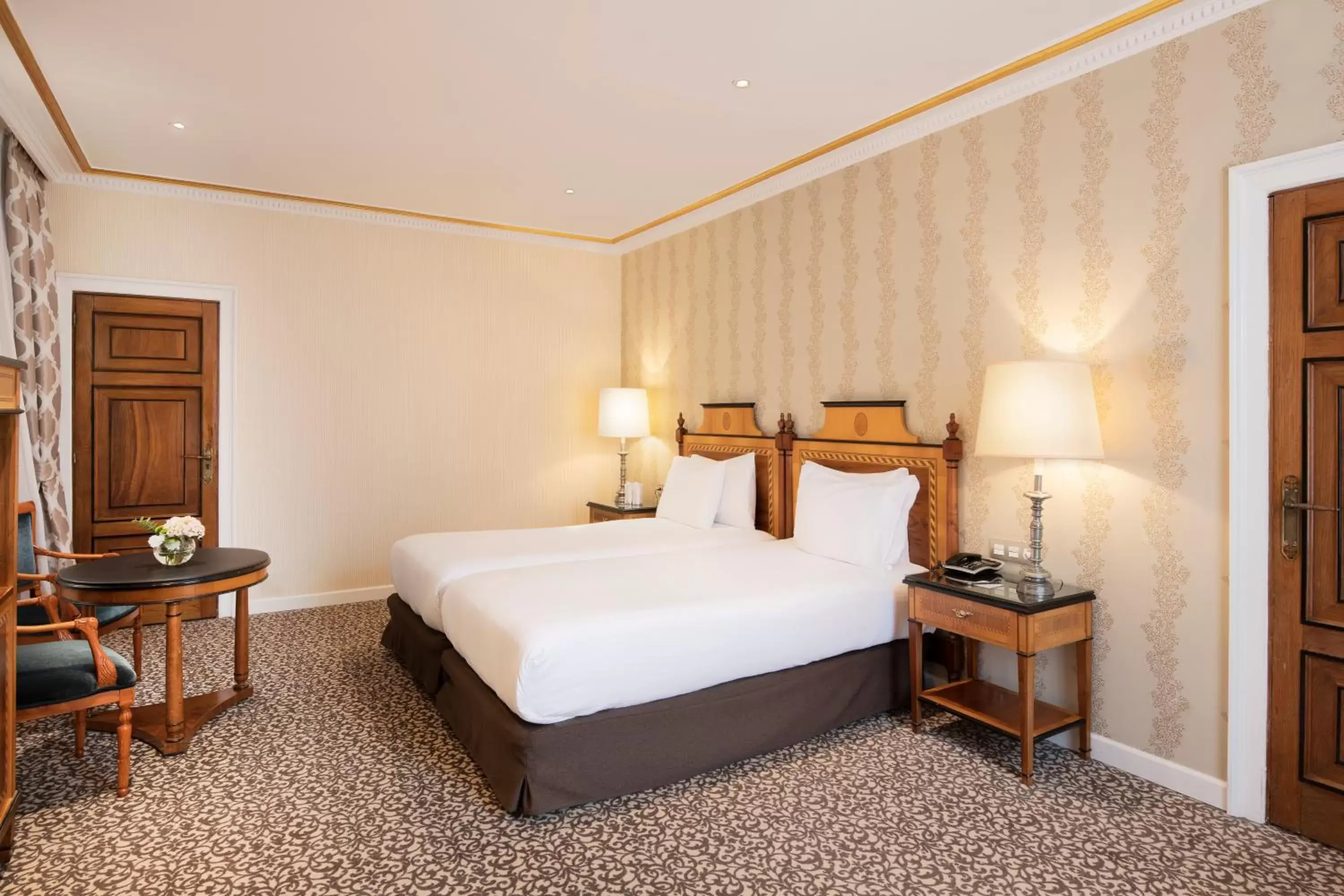 Bedroom, Bed in Eurostars Hotel de la Reconquista