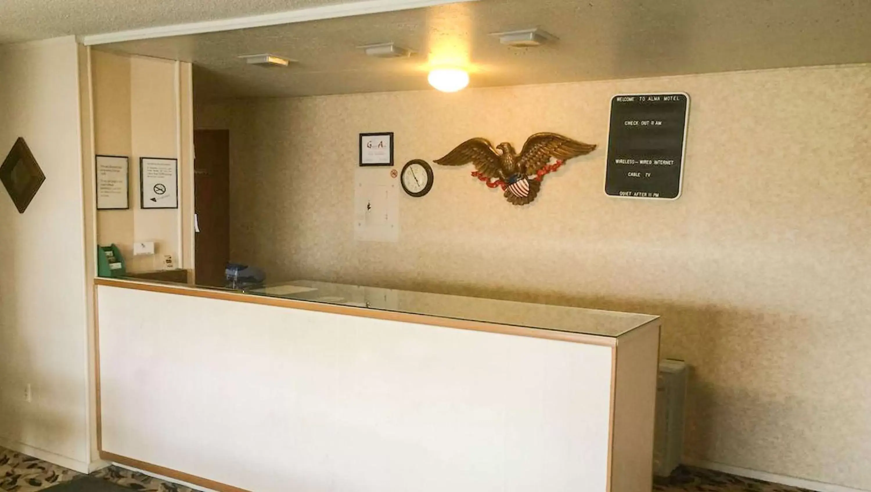 Lobby or reception, Lobby/Reception in Alma Motel