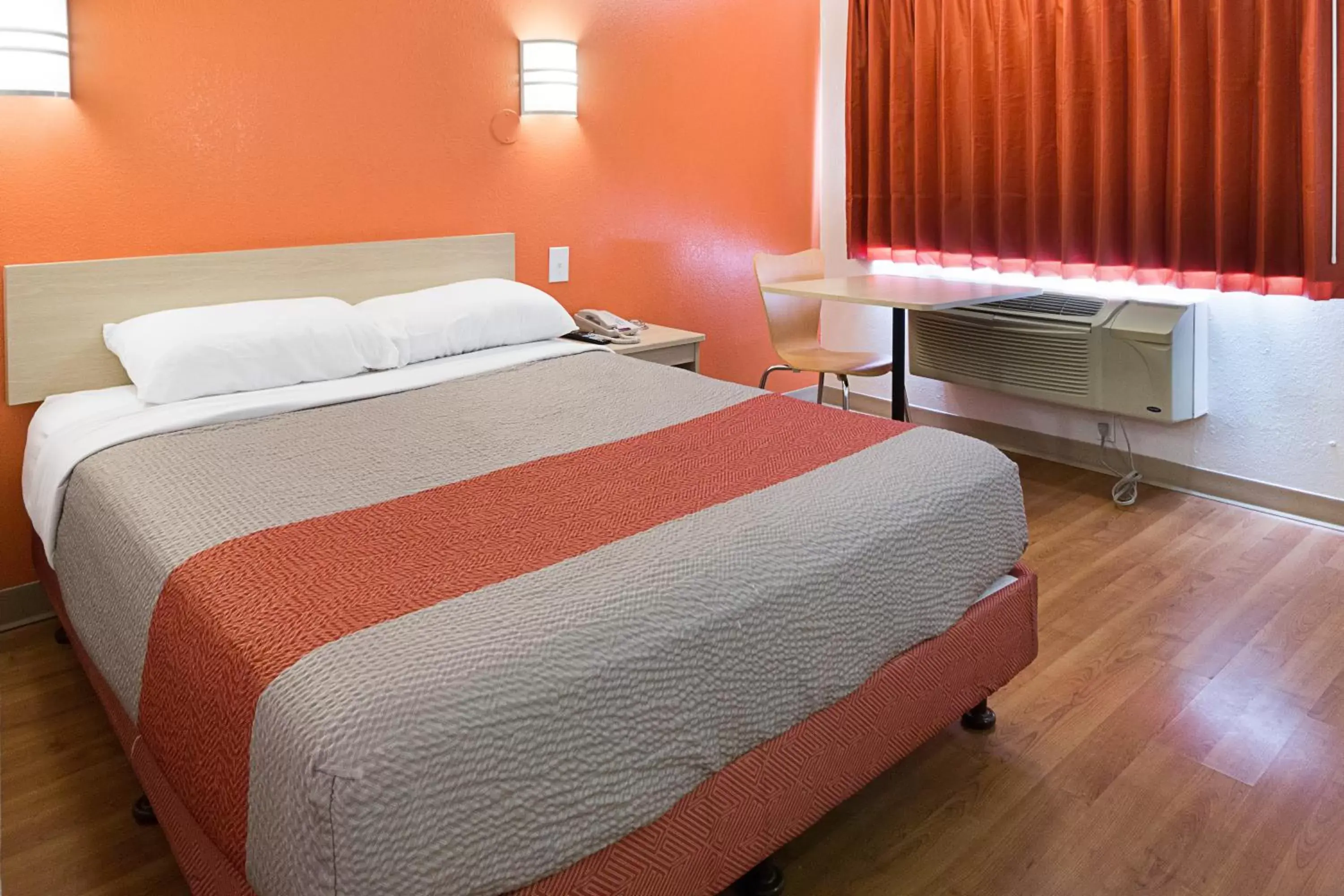 Bedroom, Bed in Motel 6-Mcallen, TX
