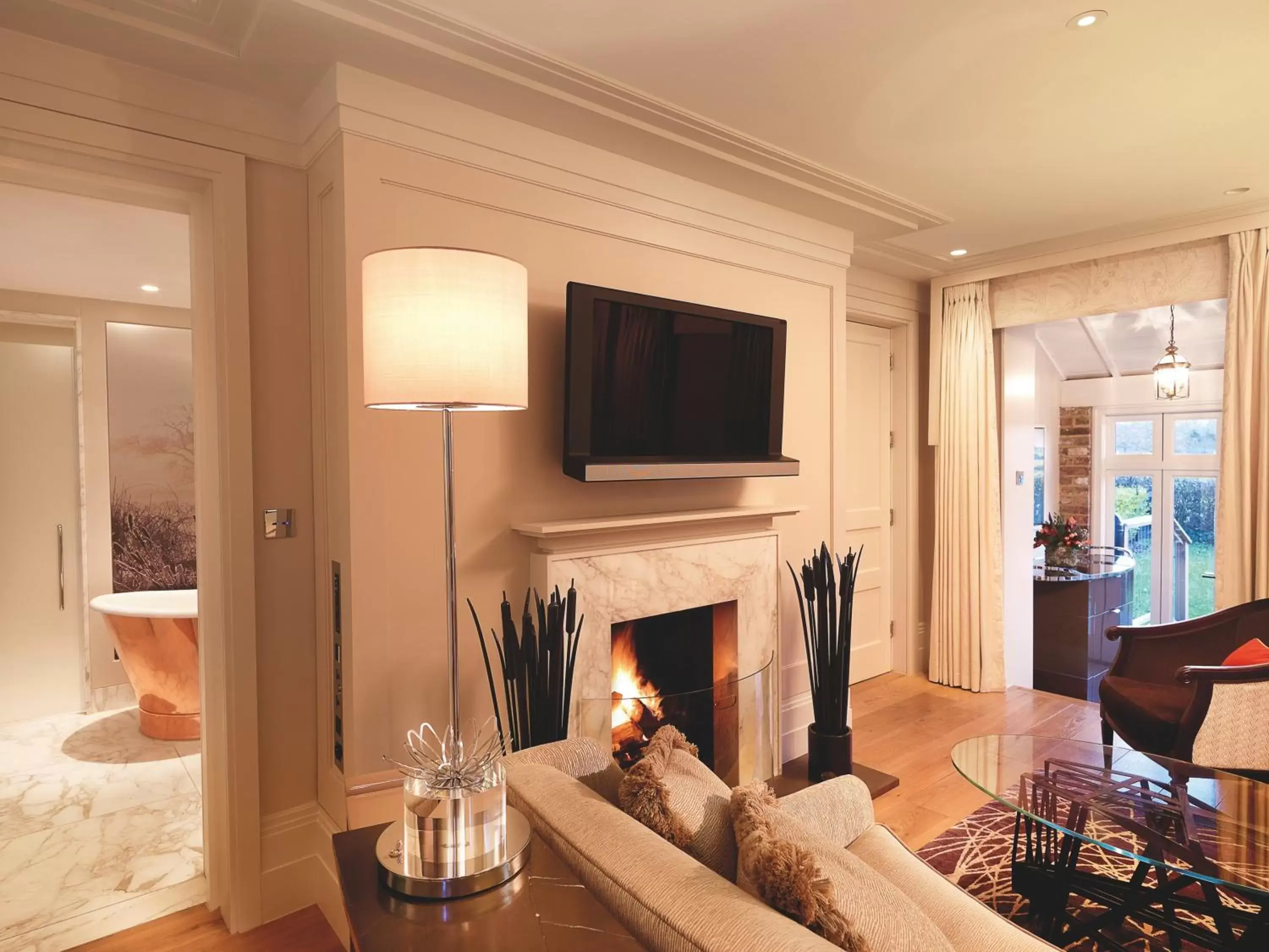 Living room, TV/Entertainment Center in Coworth Park - Dorchester Collection