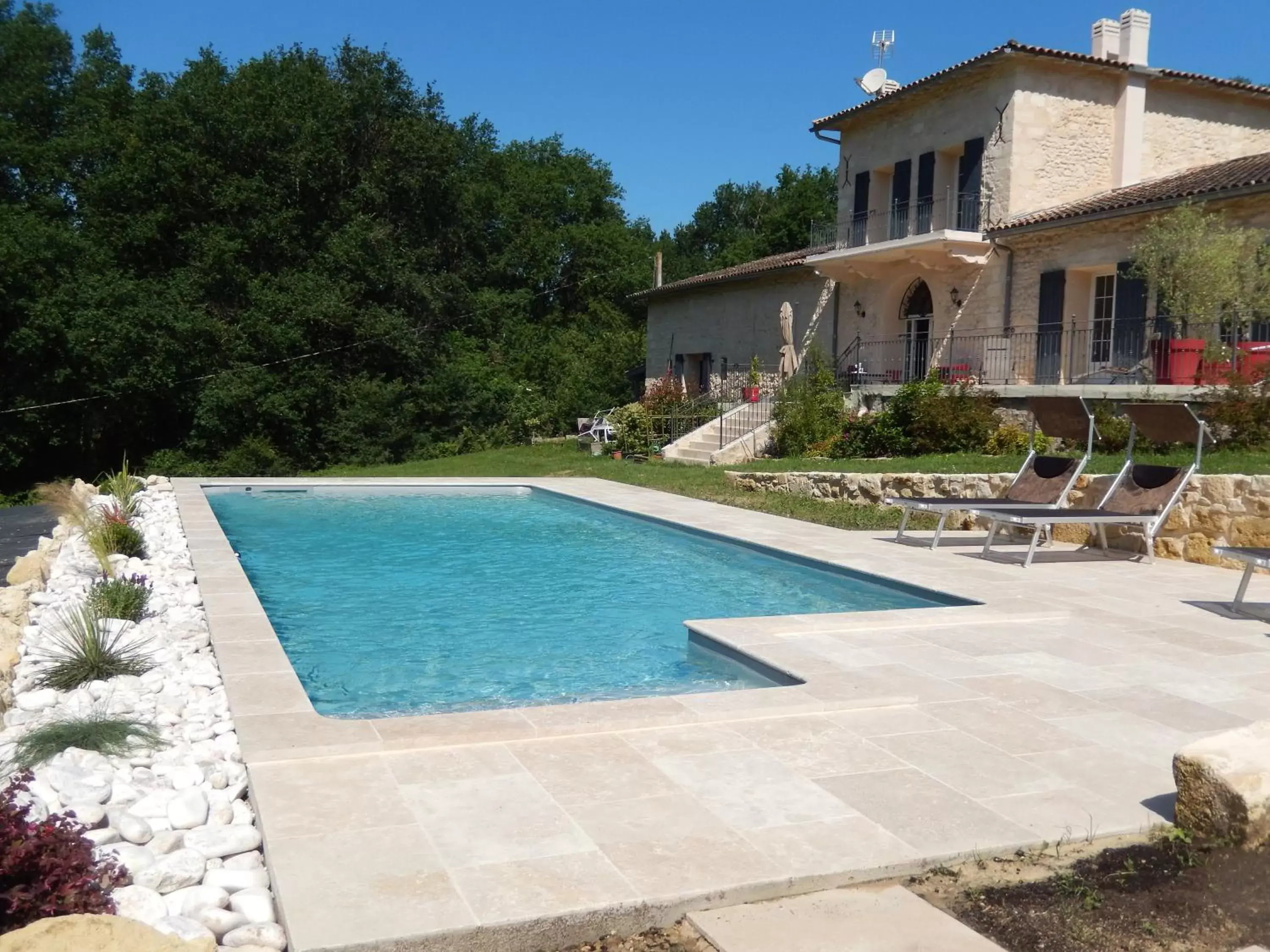 Swimming pool, Property Building in Domaine verte vallée