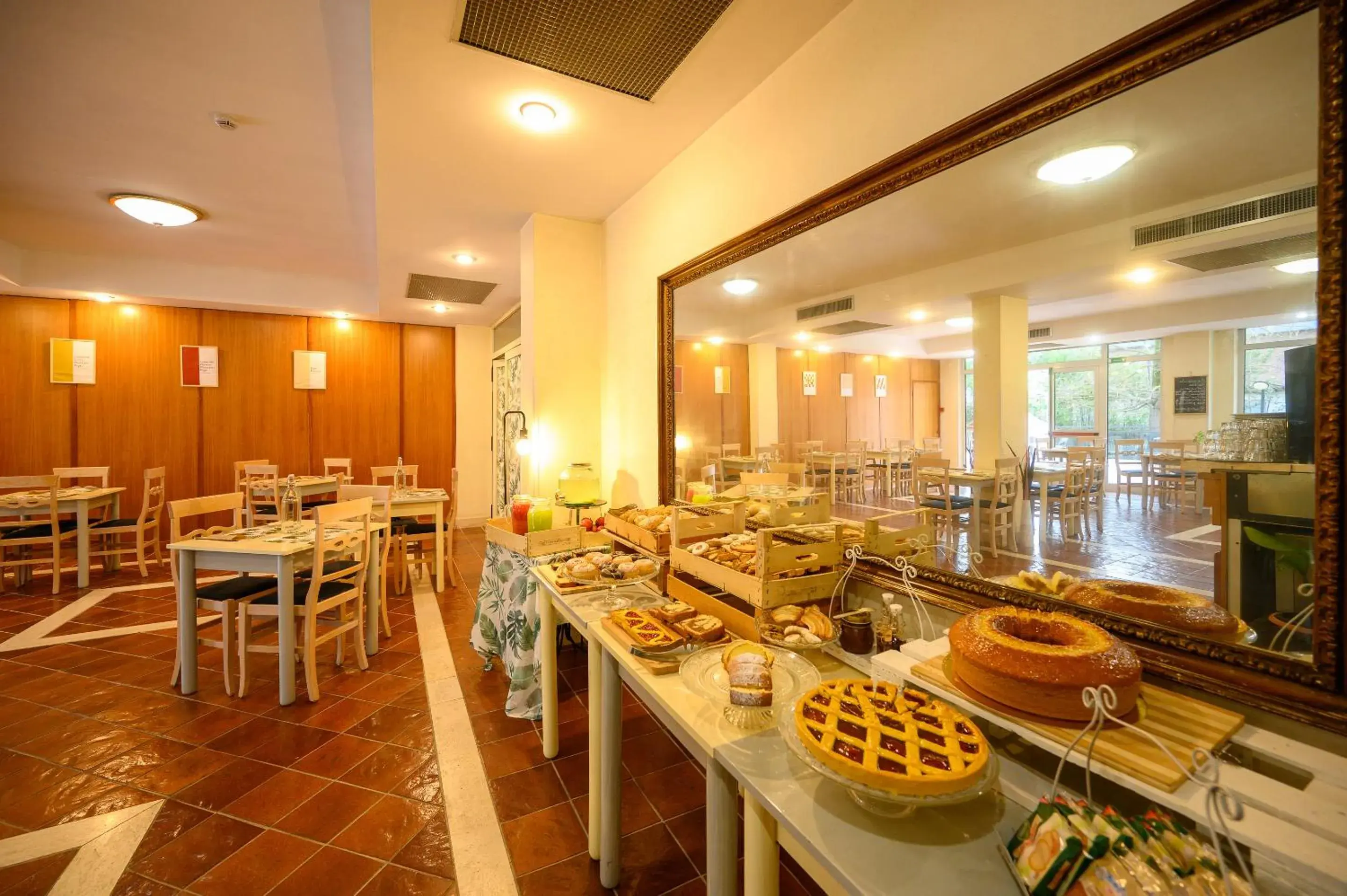 Restaurant/Places to Eat in Hotel Torre Di Pratolungo