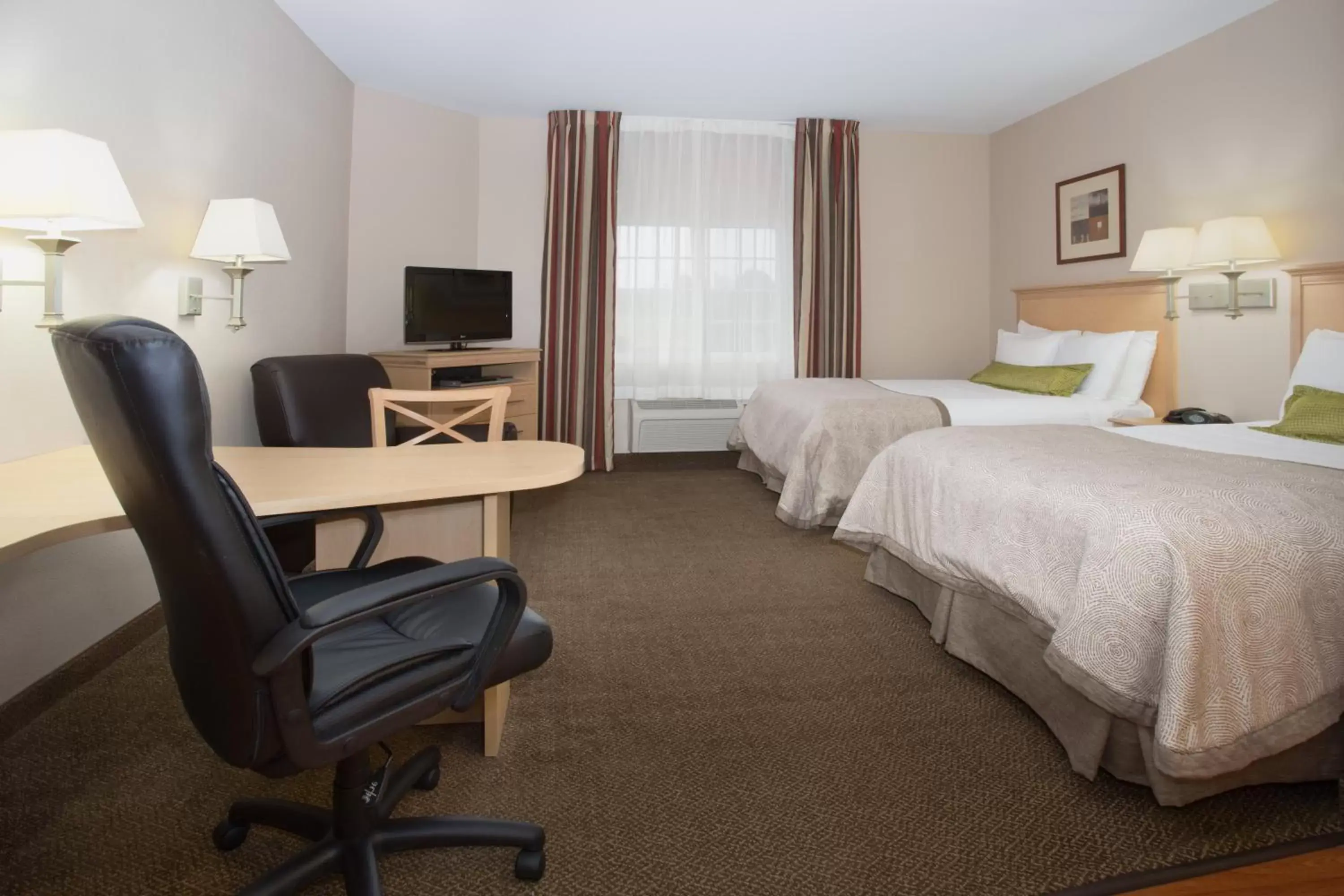 Photo of the whole room in Candlewood Suites - Peoria at Grand Prairie, an IHG Hotel