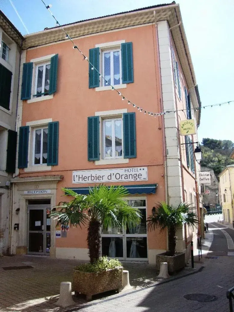 Property Building in L'Herbier d'Orange