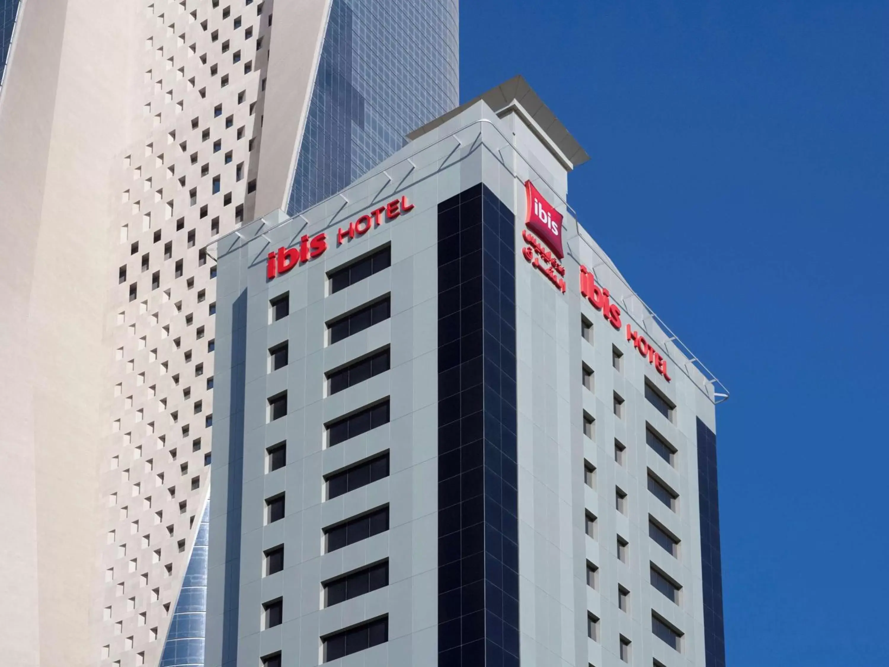 Property Building in ibis Sharq