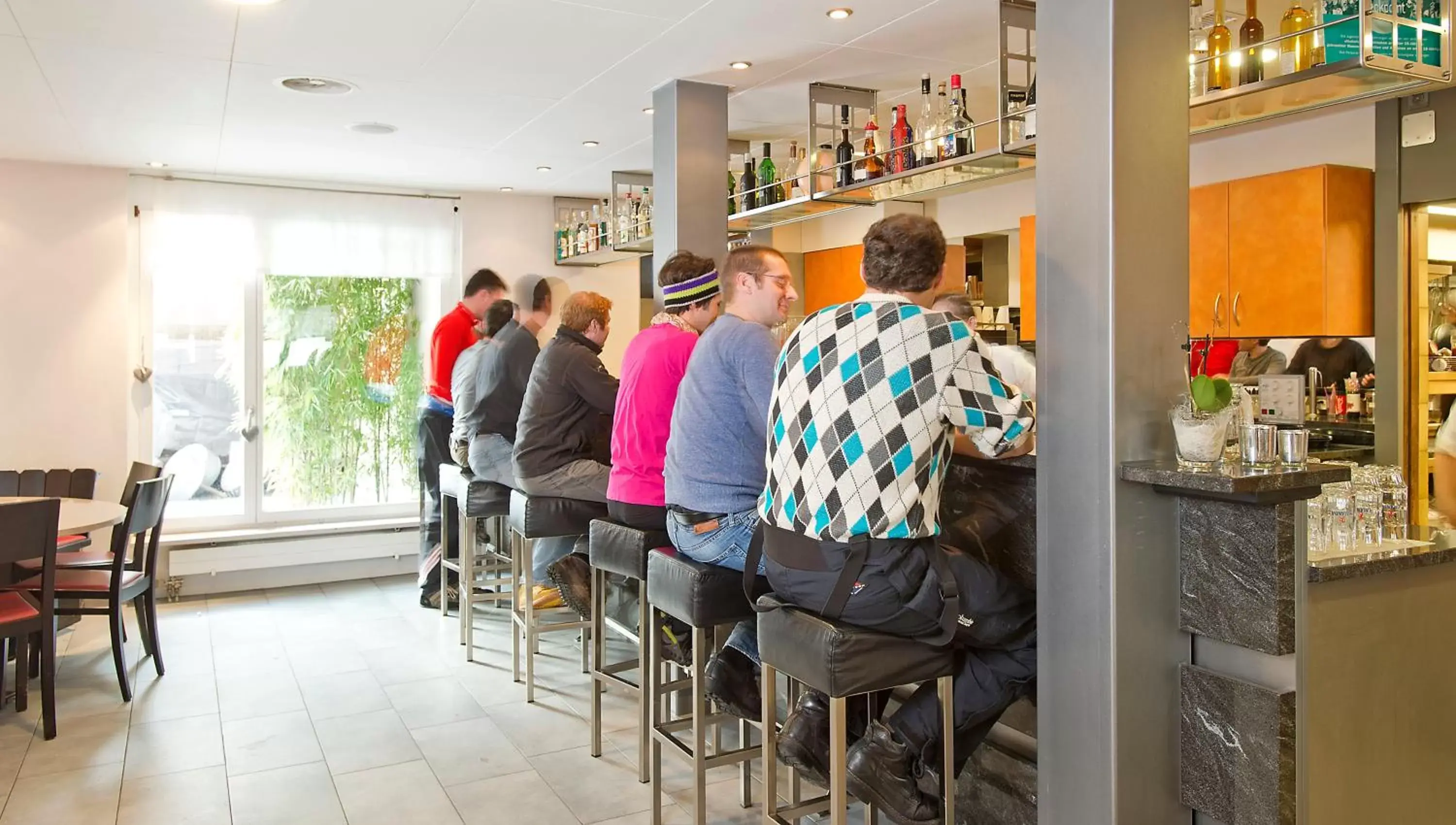 Lounge or bar in Hotel Sportcenter Fünf Dörfer AG