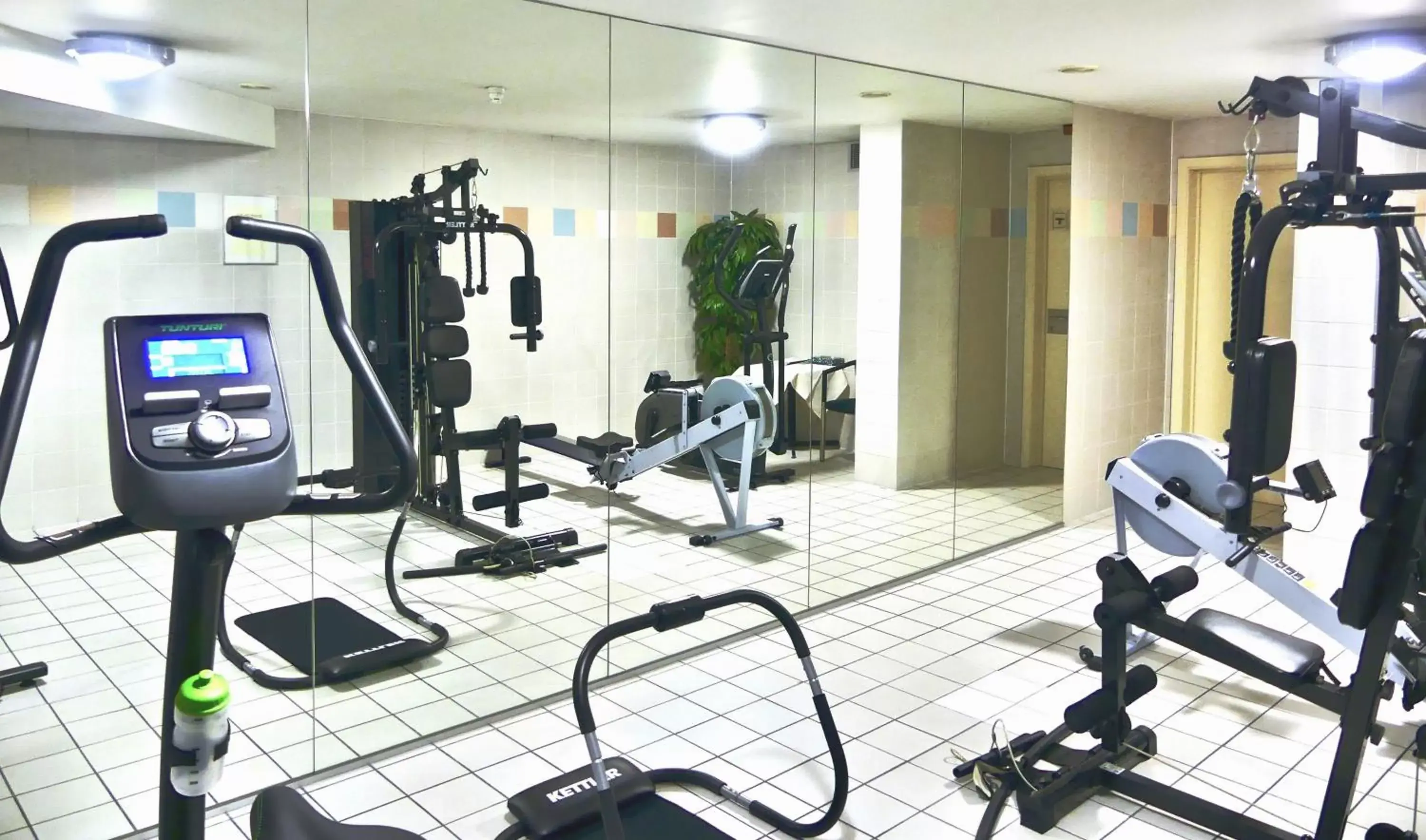 Fitness centre/facilities, Fitness Center/Facilities in Golden Tulip Hotel de’ Medici