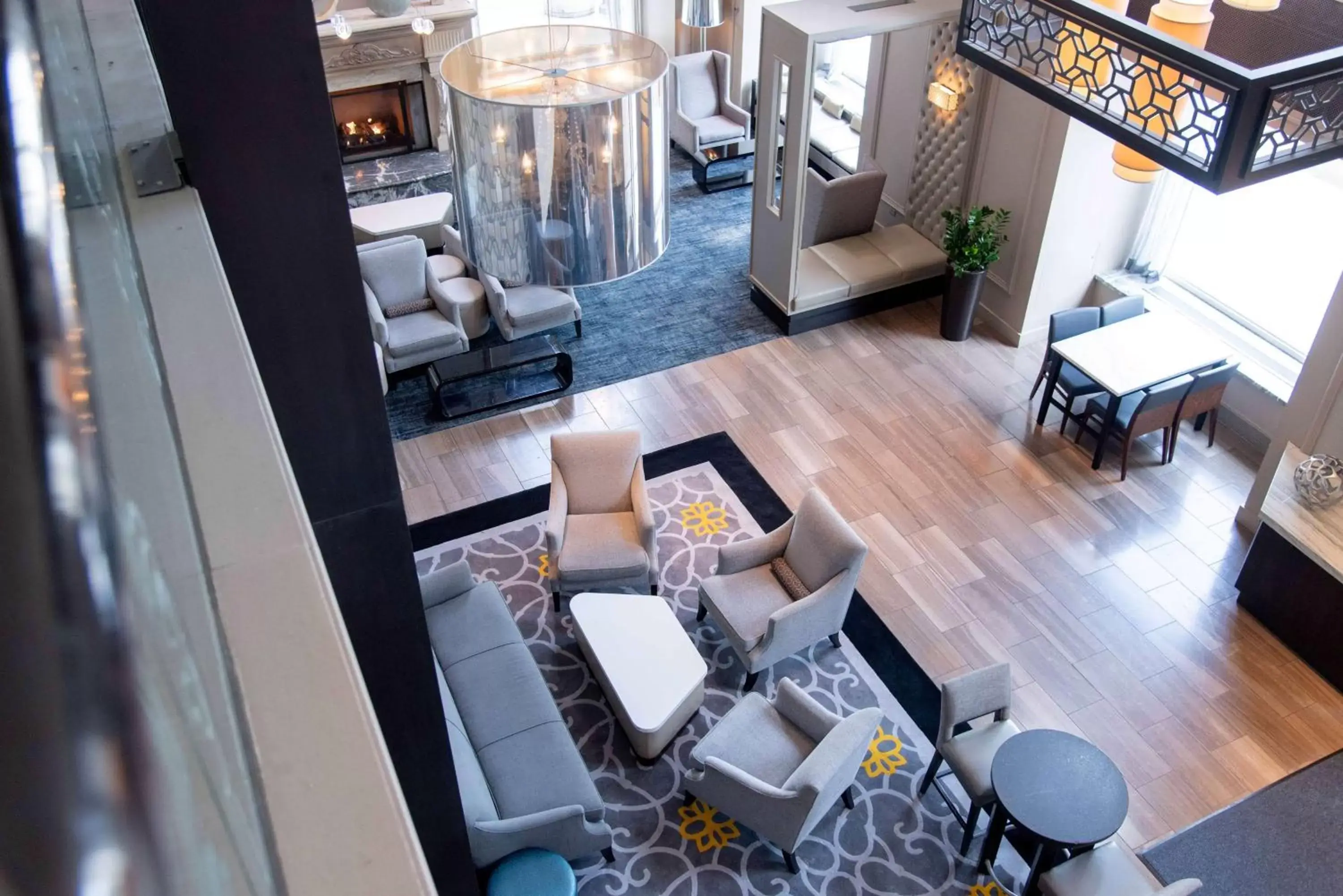 Lounge or bar, Restaurant/Places to Eat in Hilton Chicago