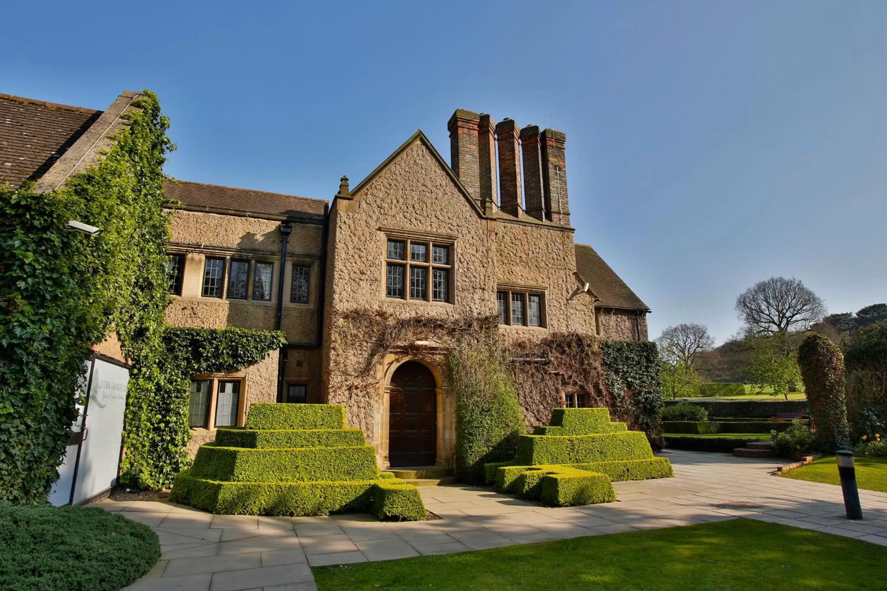 Property Building in Quorn Grange Hotel