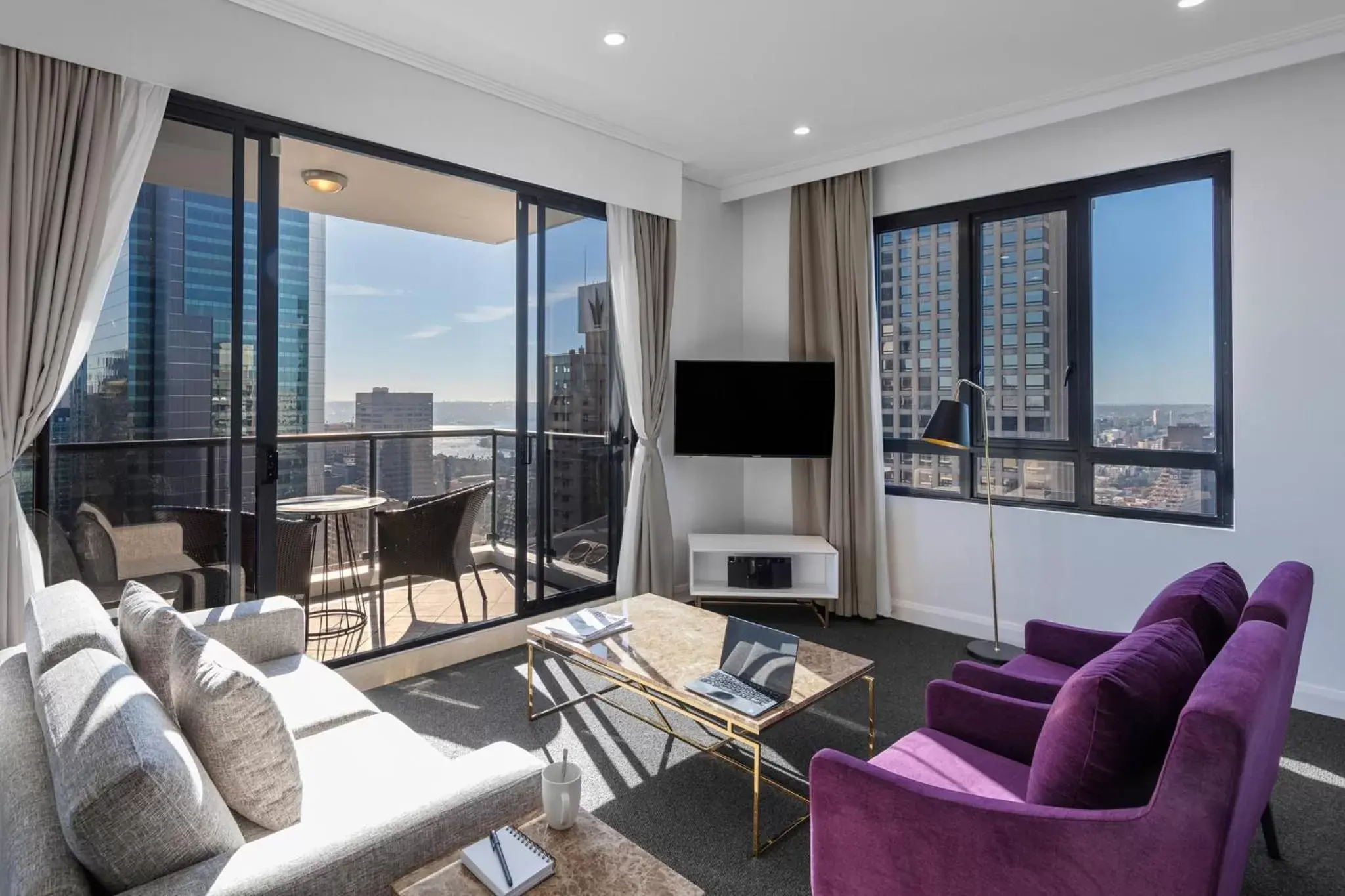 Balcony/Terrace, Seating Area in Meriton Suites Pitt Street, Sydney