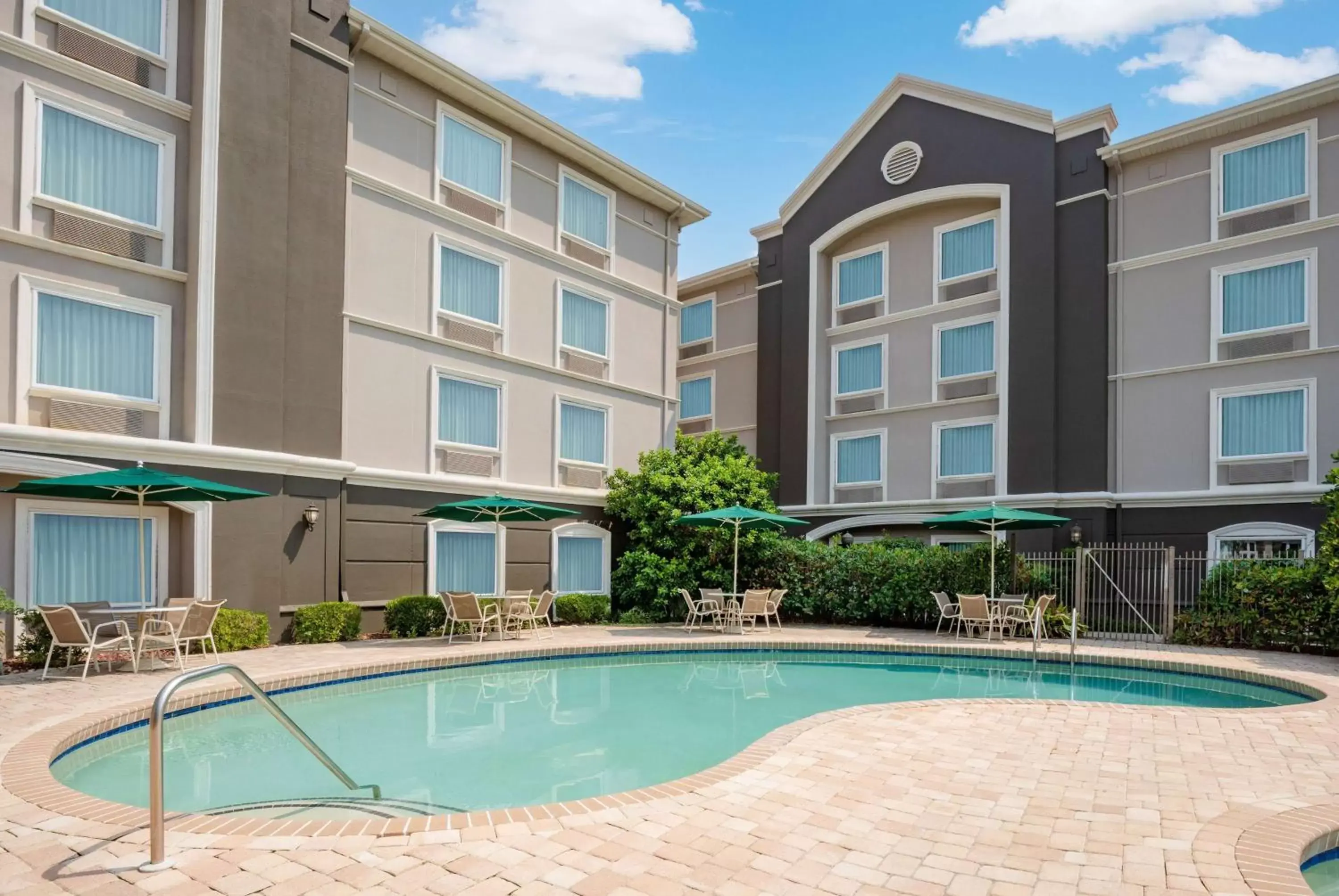 Pool view, Swimming Pool in La Quinta by Wyndham Myrtle Beach Broadway Area