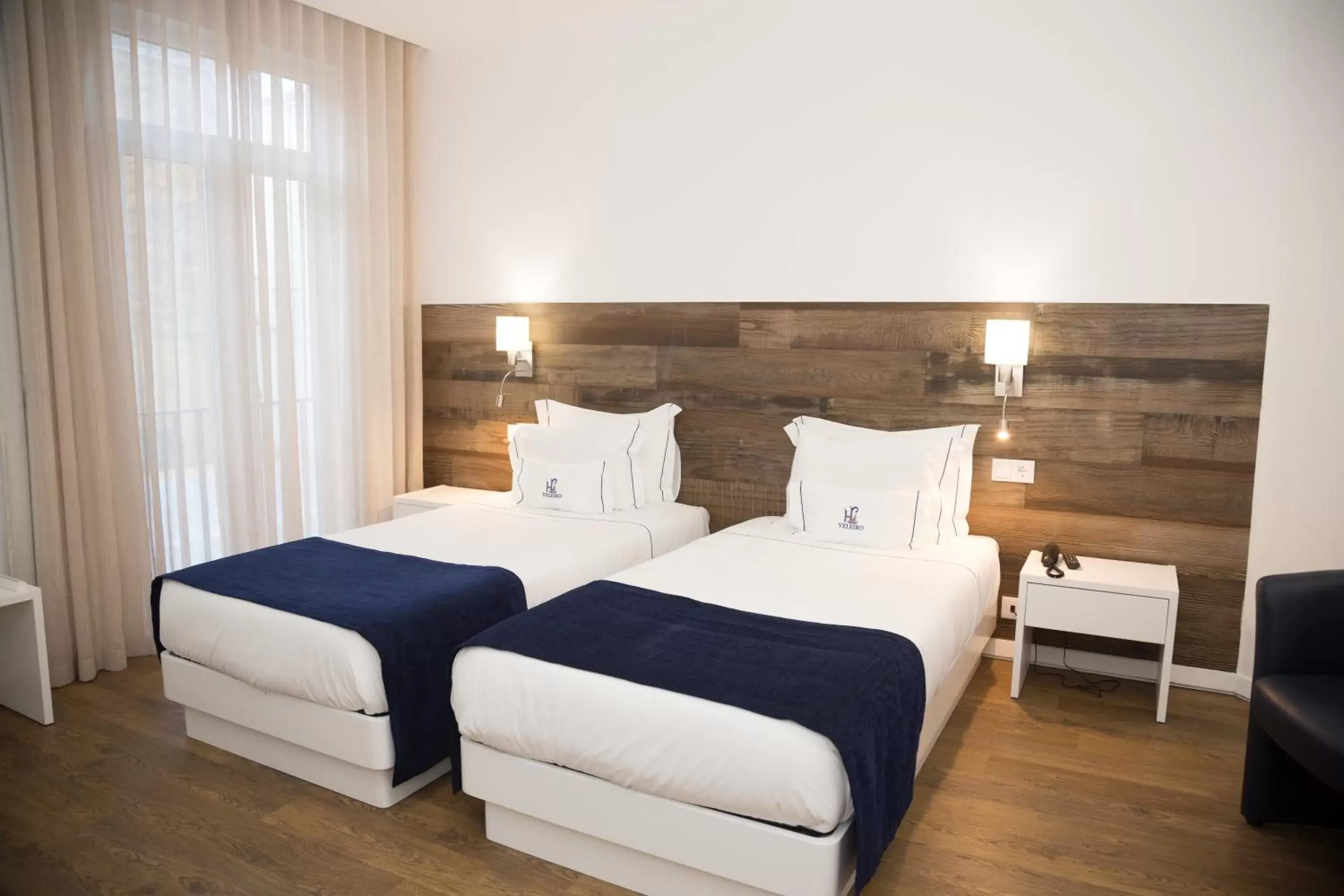 Bed in Hotel Veleiro