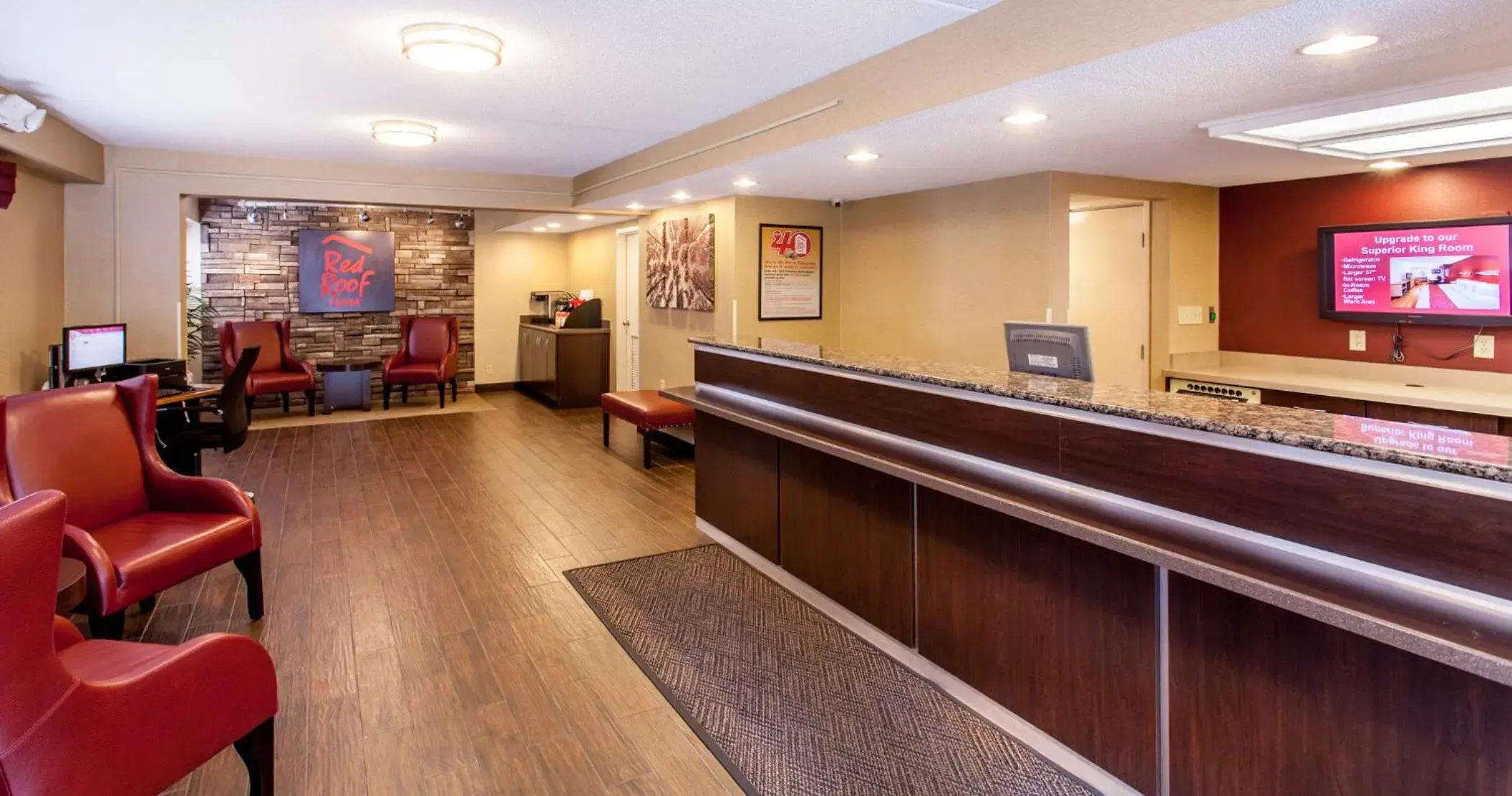 Lobby or reception, Lobby/Reception in Red Roof Inn Detroit - Dearborn-Greenfield Village