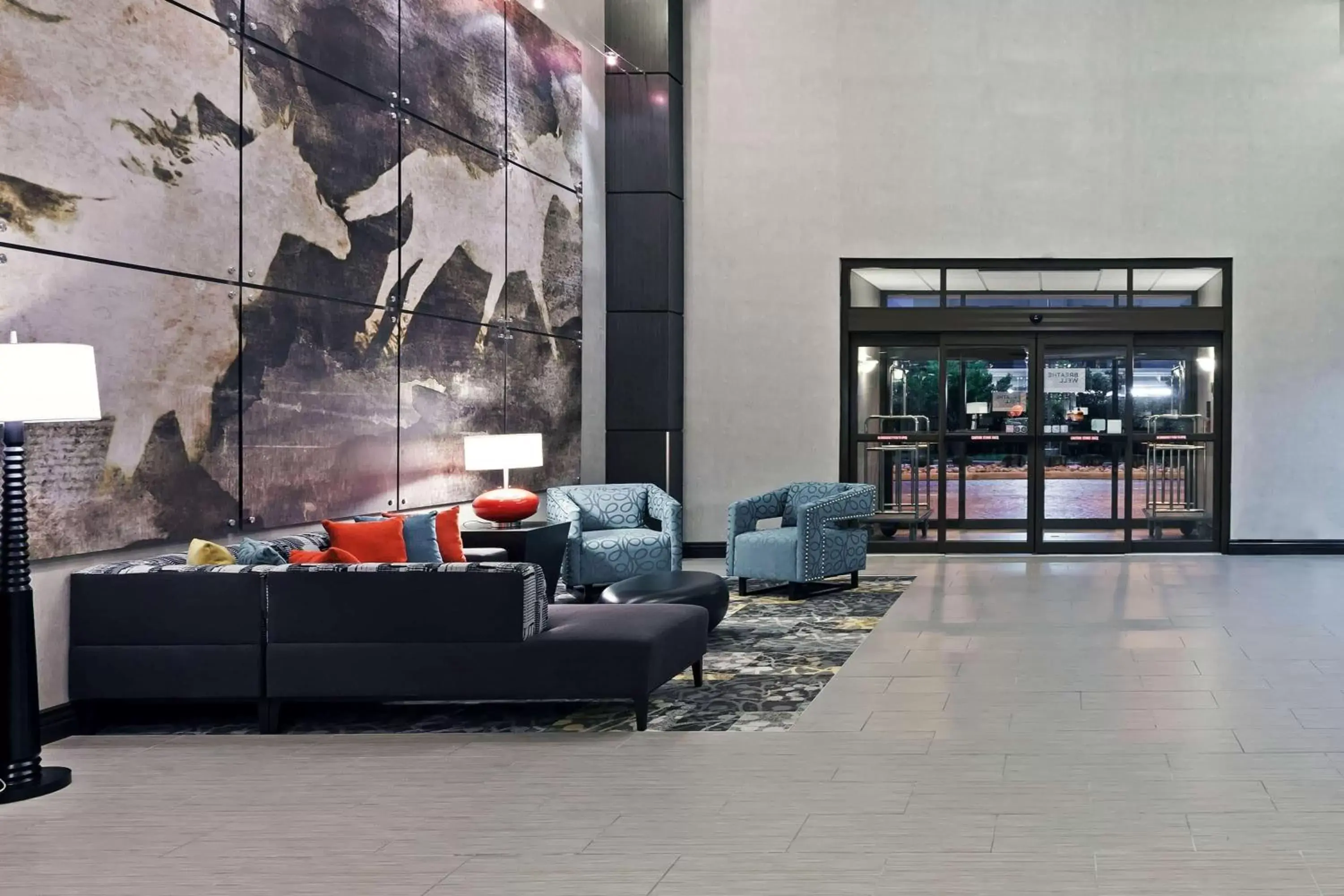 Lobby or reception in Wingate by Wyndham Dallas/Las Colinas