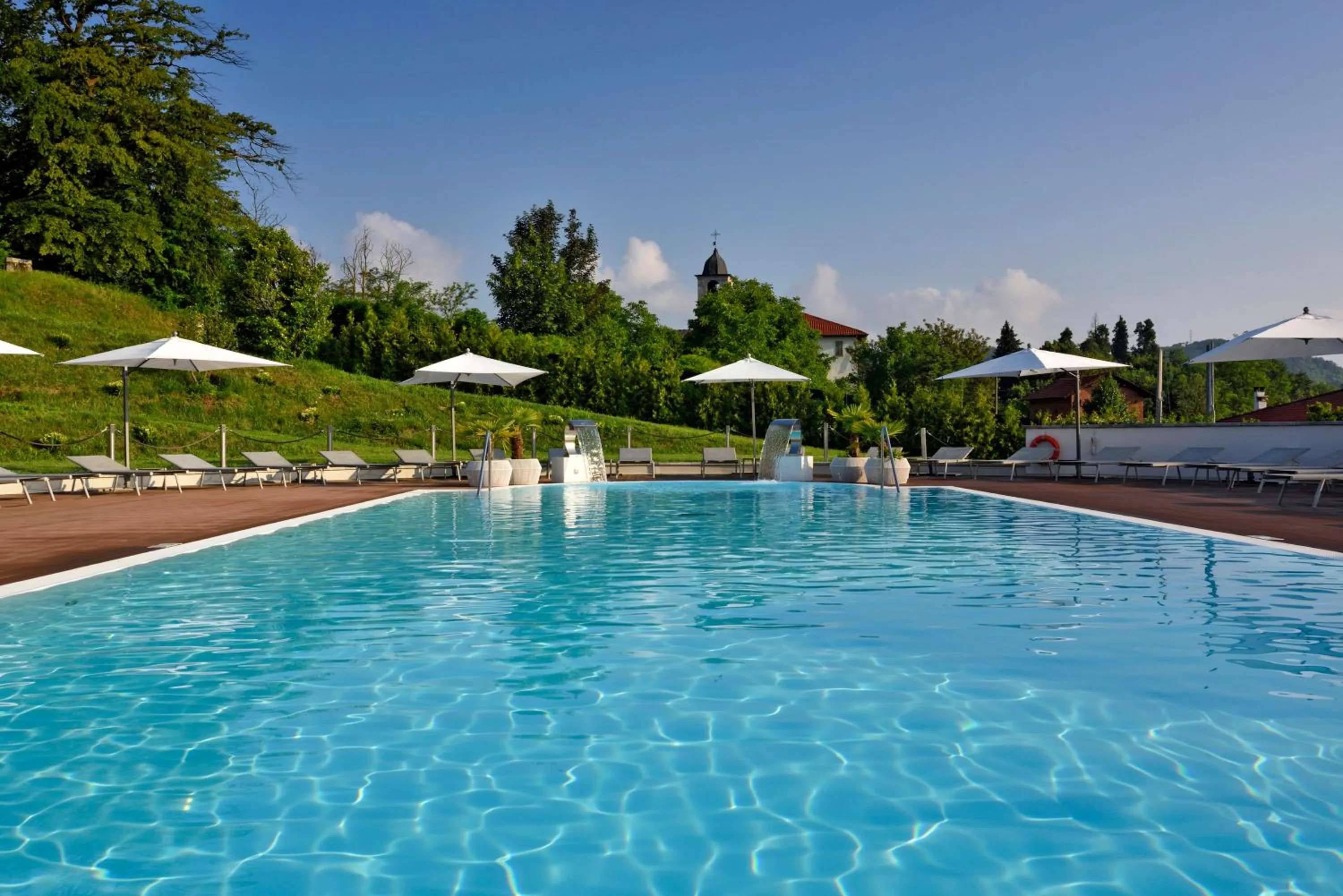 Pool view in Castello Dal Pozzo Resort Lago Maggiore - Preferred Hotels & Resorts