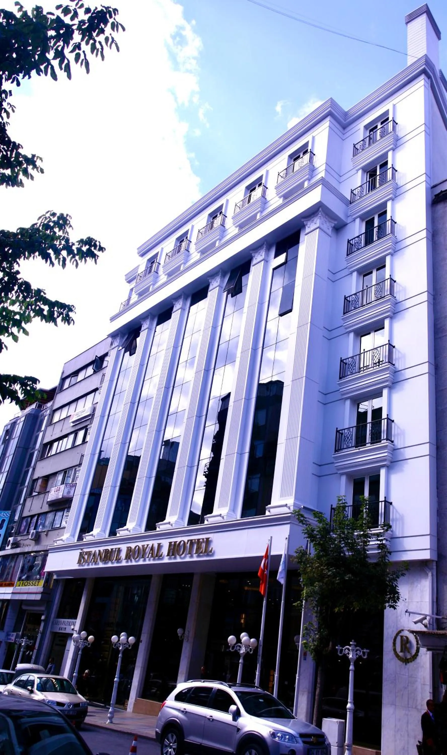 Property building in Istanbul Royal Hotel