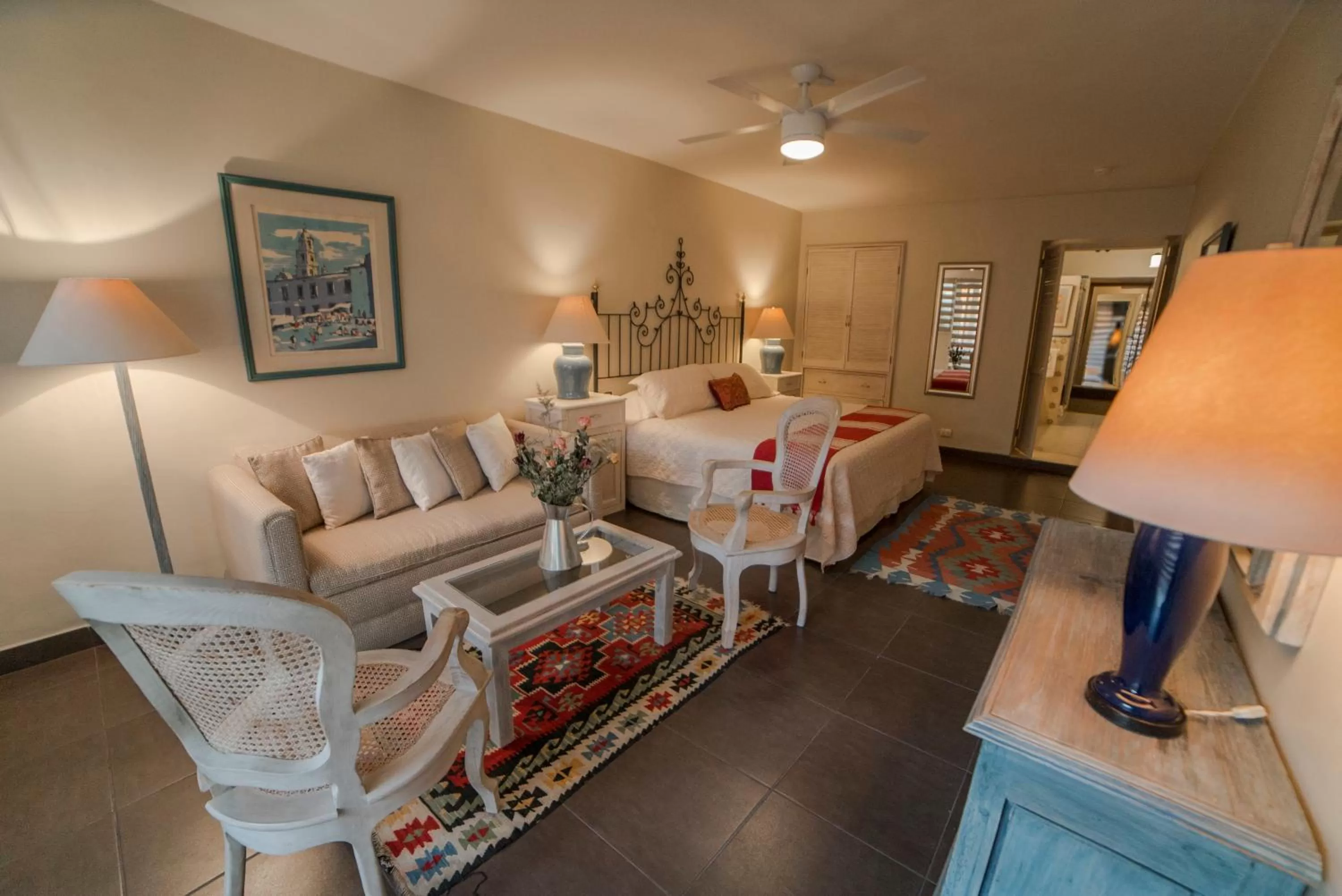 Photo of the whole room, Bed in Villa Mirasol