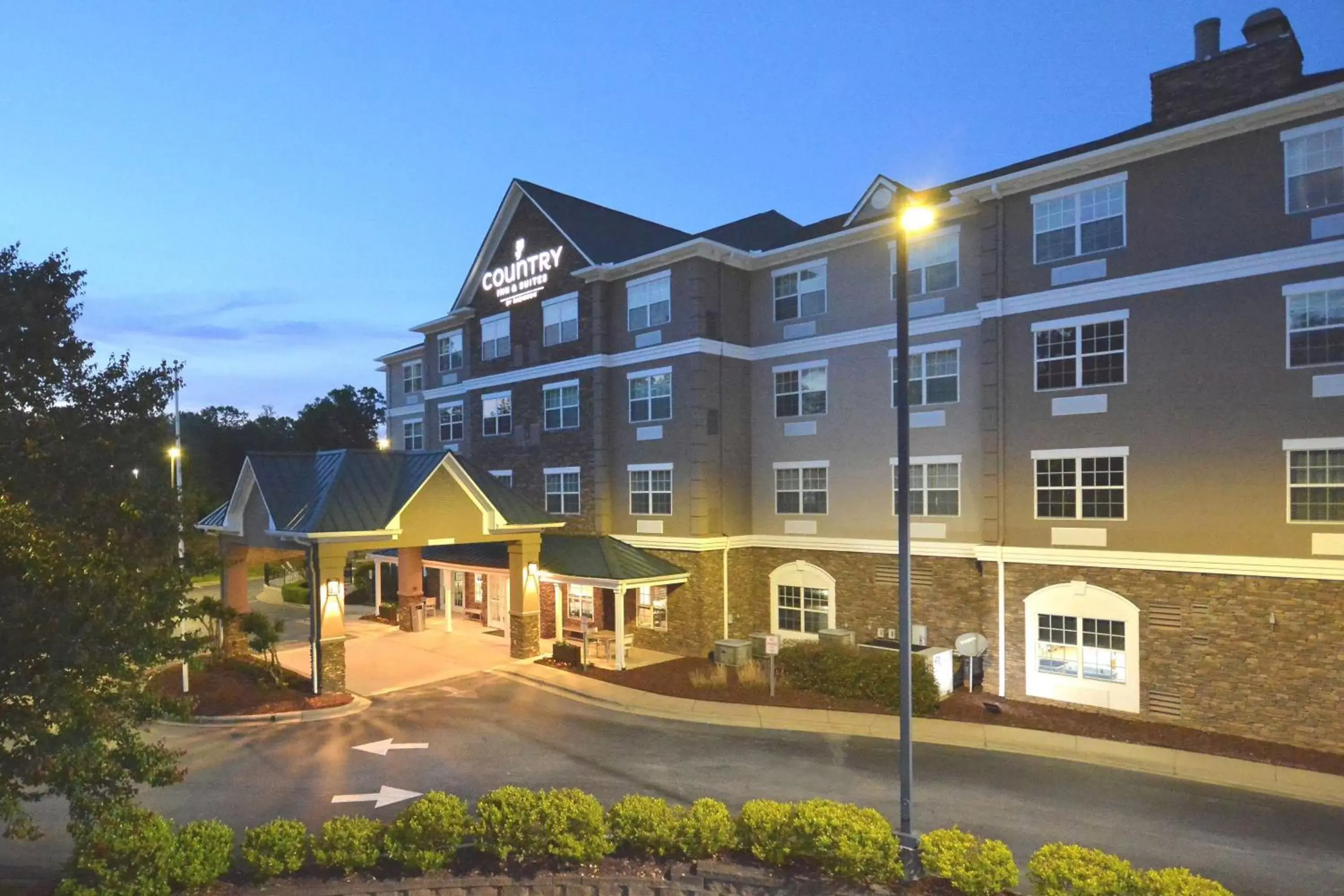 Property Building in Country Inn & Suites by Radisson Asheville West