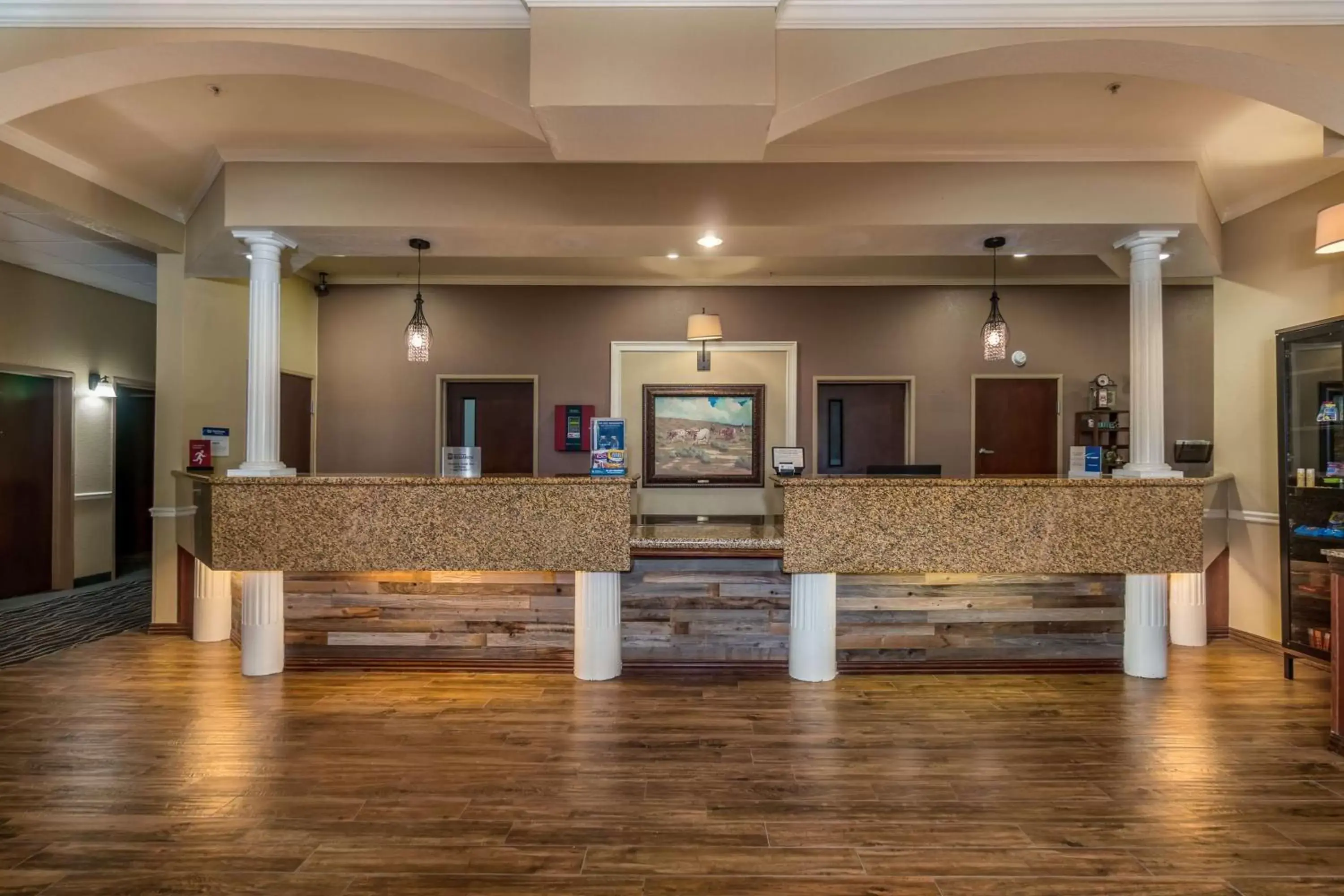 Lobby or reception, Lobby/Reception in Best Western Plus Shamrock Inn & Suites